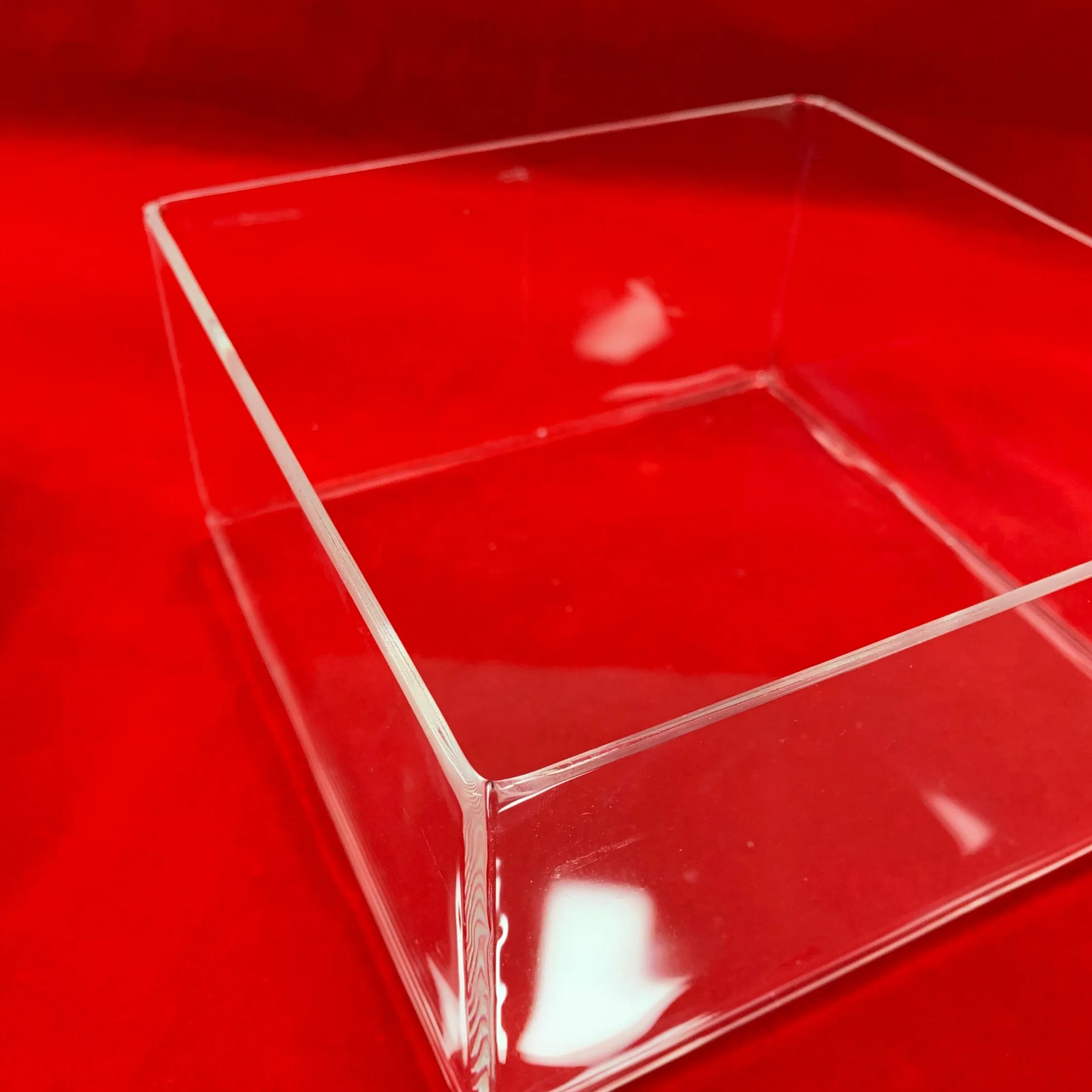 China Manufacture Heat Rsistance Clear Square High Purity Fused Silica Quartz Glass Box with Customized Size