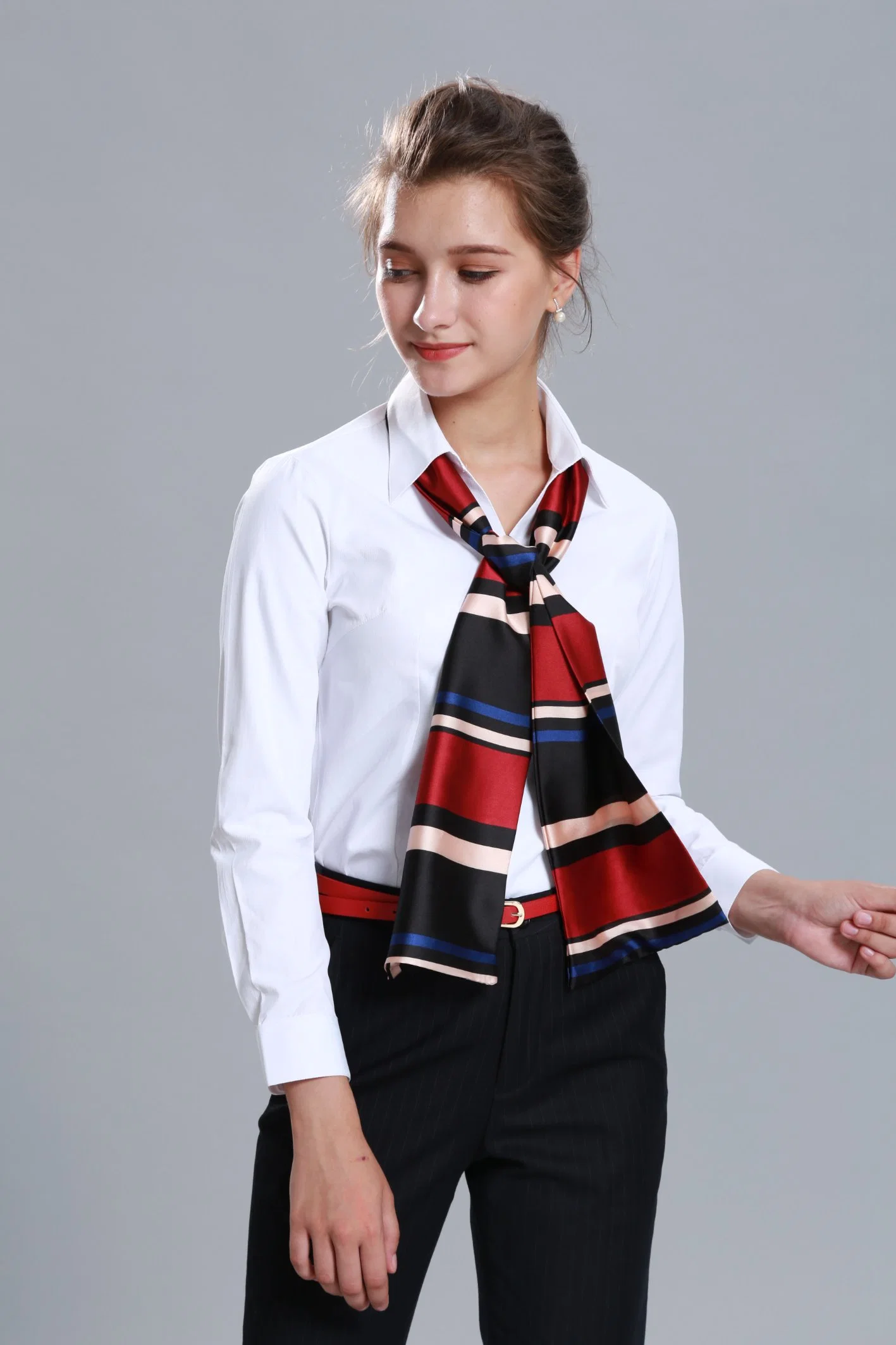 OEM Ladies Business Shirt Slim-Fit Work Clothes Ladies Shirt Wholesale/Supplier Customization