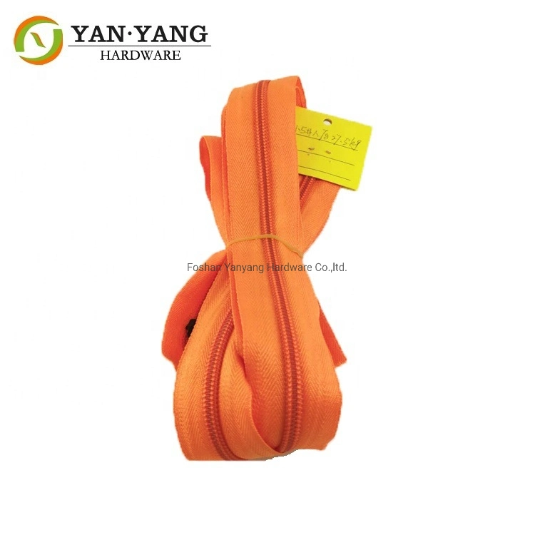 Customized Long Chain Roll Zipper No. 5 Nylon Zipper