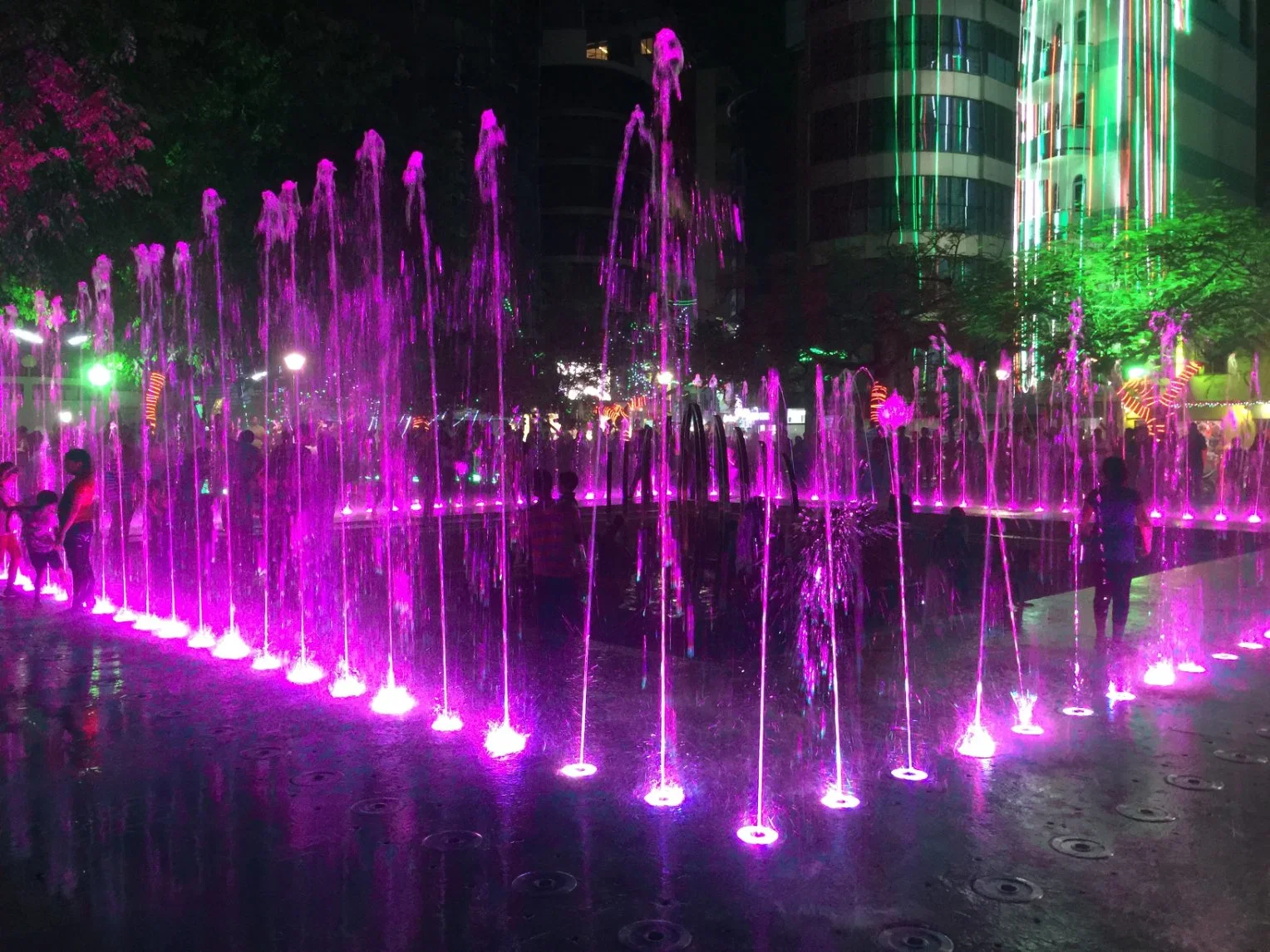 Modern Outdoor Square LED Light Garden Music Dancing Water Fountain