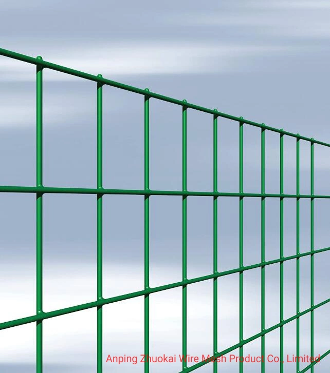 Curvy Welded 3D Curved Fencing/ Bending Triangular Wire Mesh Panel Fence