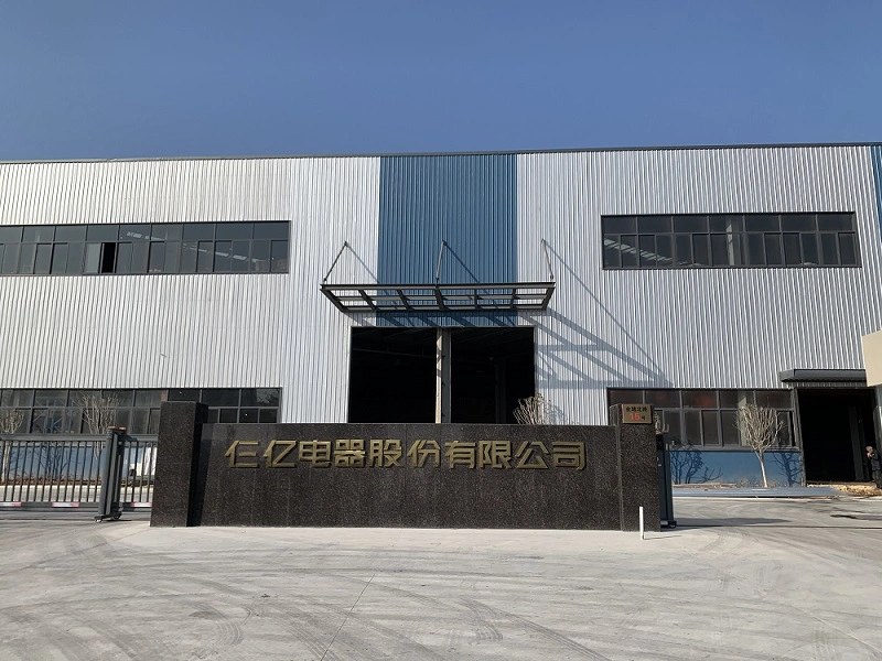 Two Stage Screw Air Compressor Safety Valve Energy Saving Cyliner Mining Industrial Plant Factory Sewage Treatment Fluid Power Facility Construction Food