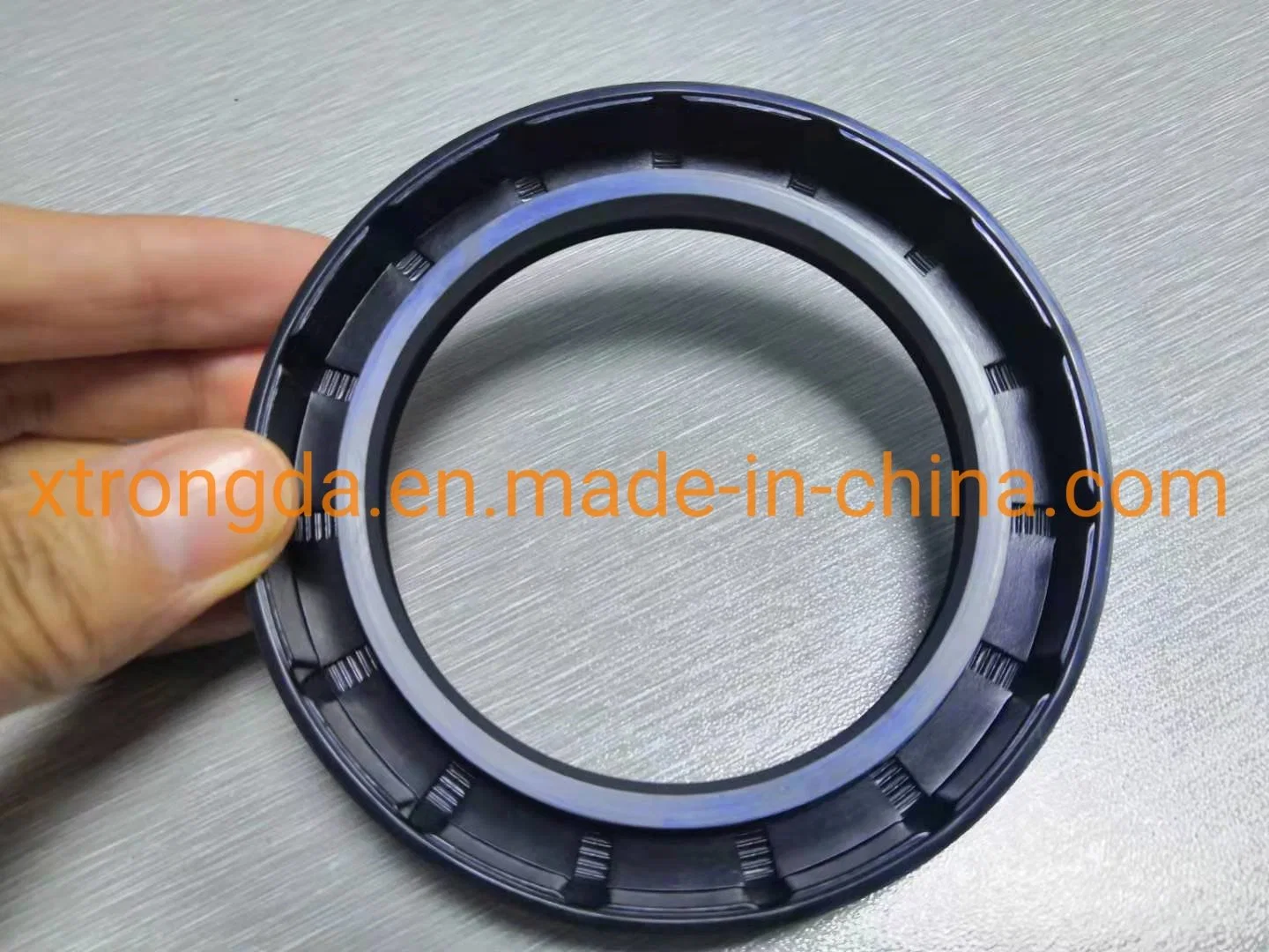 HTC Tcy Tc/Tb/Ta/Oil Seal Skeleton Rubber Oil Seal with NBR FKM Thread Automotive Part