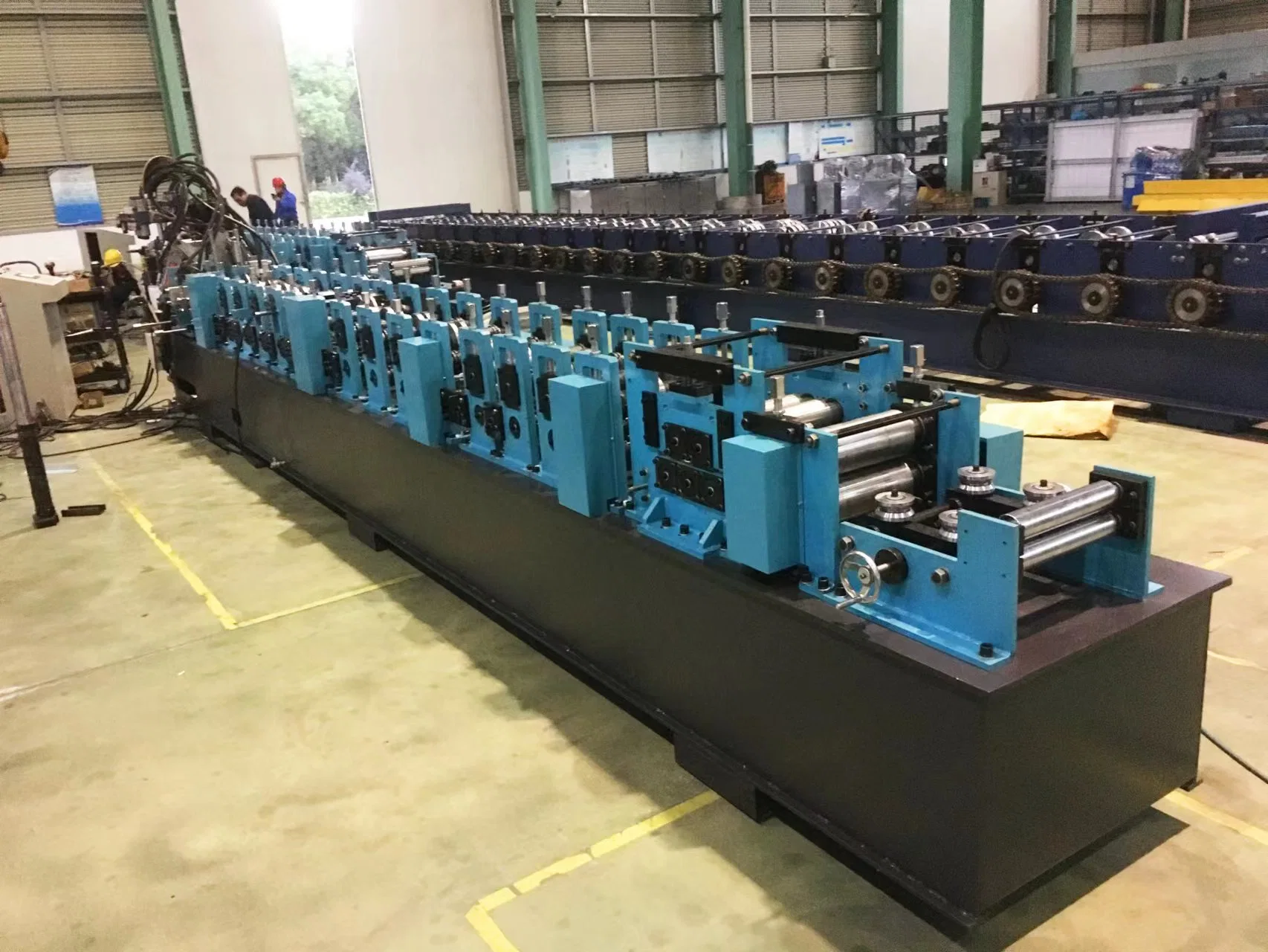 Huaheng Hot Selling Stent Solar Bracket Photovoltaic Roll Forming Machine