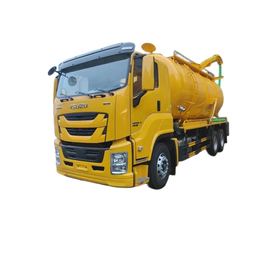 Japanese Brand 6X4 High Pressure Cleaning Sewage Vacuum Truck