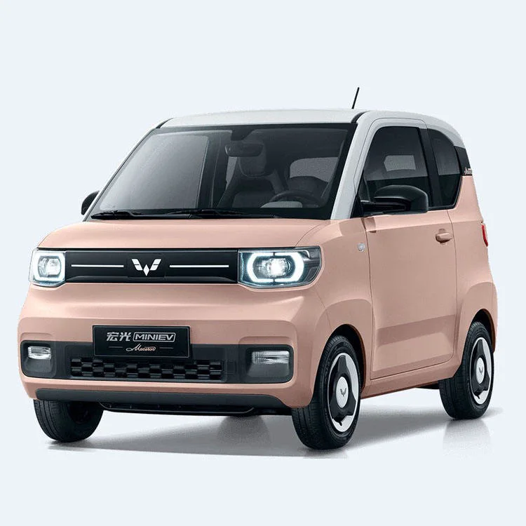 Une nouvelle énergie à bon marché véhicule Hongguang Wuling mini voiture électrique EV 2022 170km 4 sièges auto électrique fabriqué en Chine
