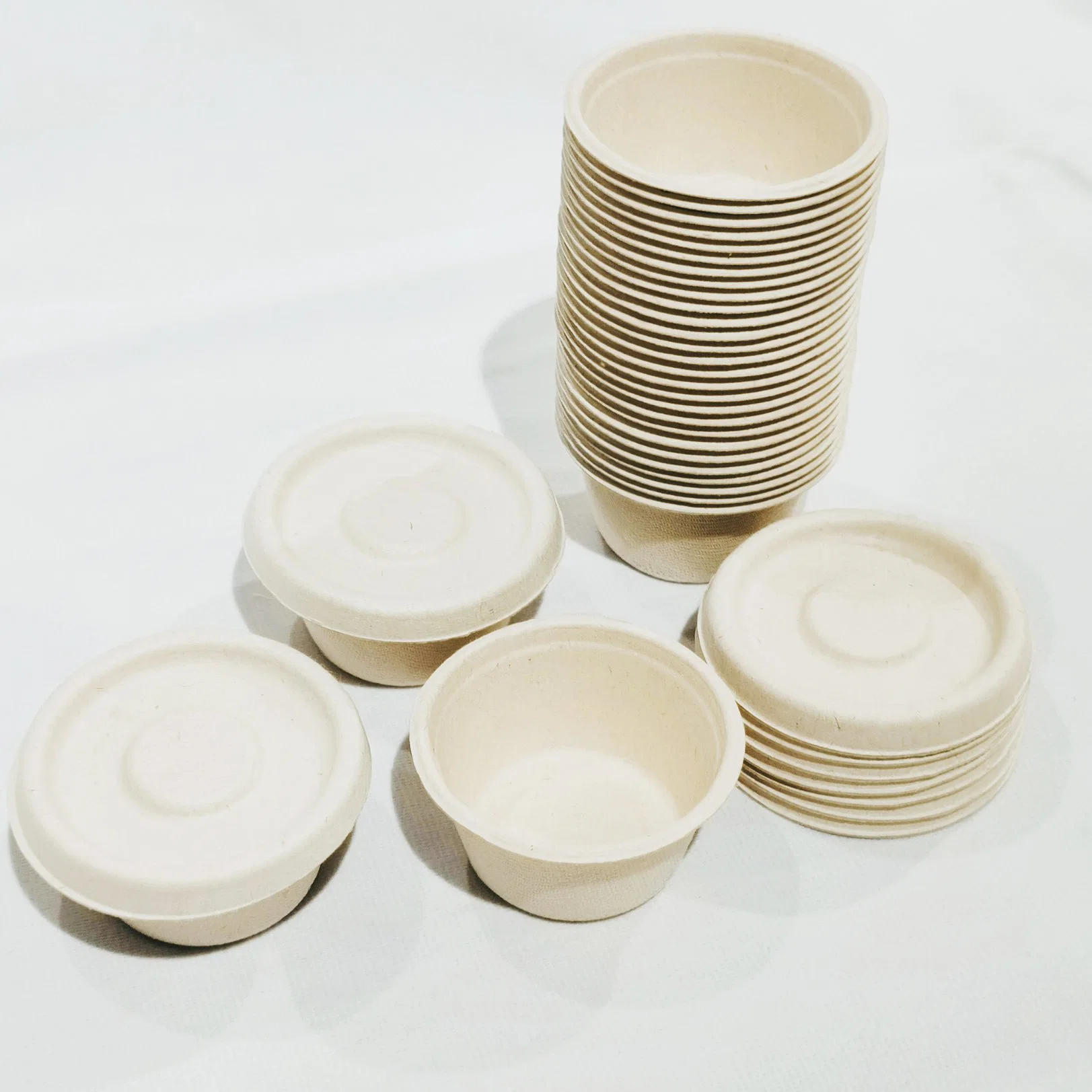 Multi-Specs Disposable Bagasse Sauce Food Cup Bowl with Lid Sealed Food Container Manufacturer