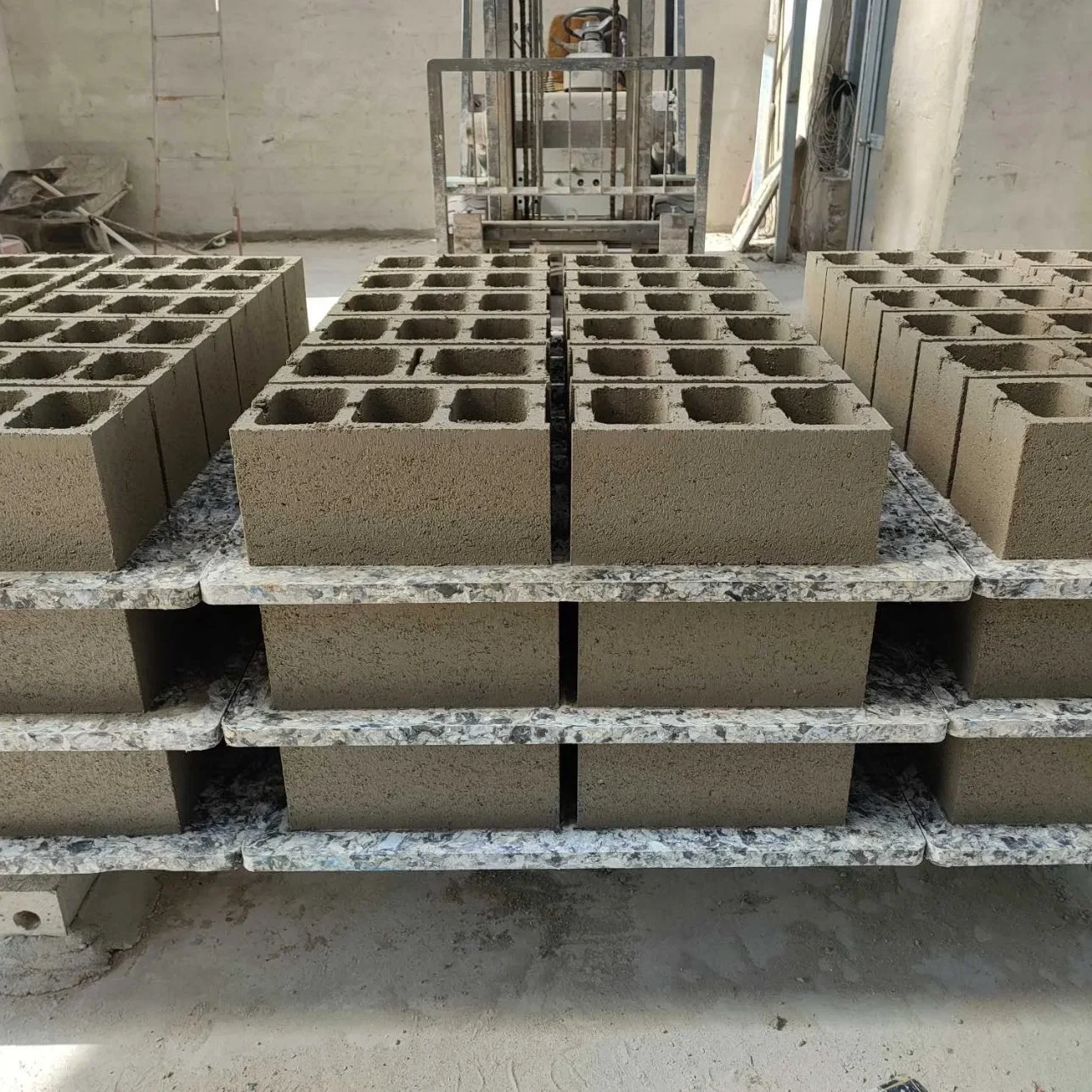 Gmt Block Pallet for Brick Block Making Machine PVC Gmt Wood