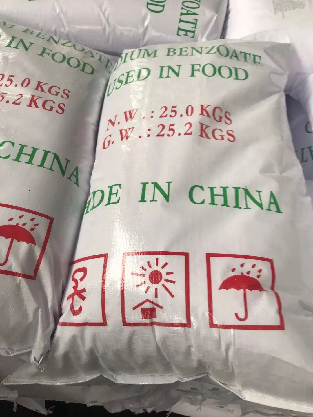 Promotion of Sodium Benzoate Bp Grade White Powder/Granular Food Grade Preservative