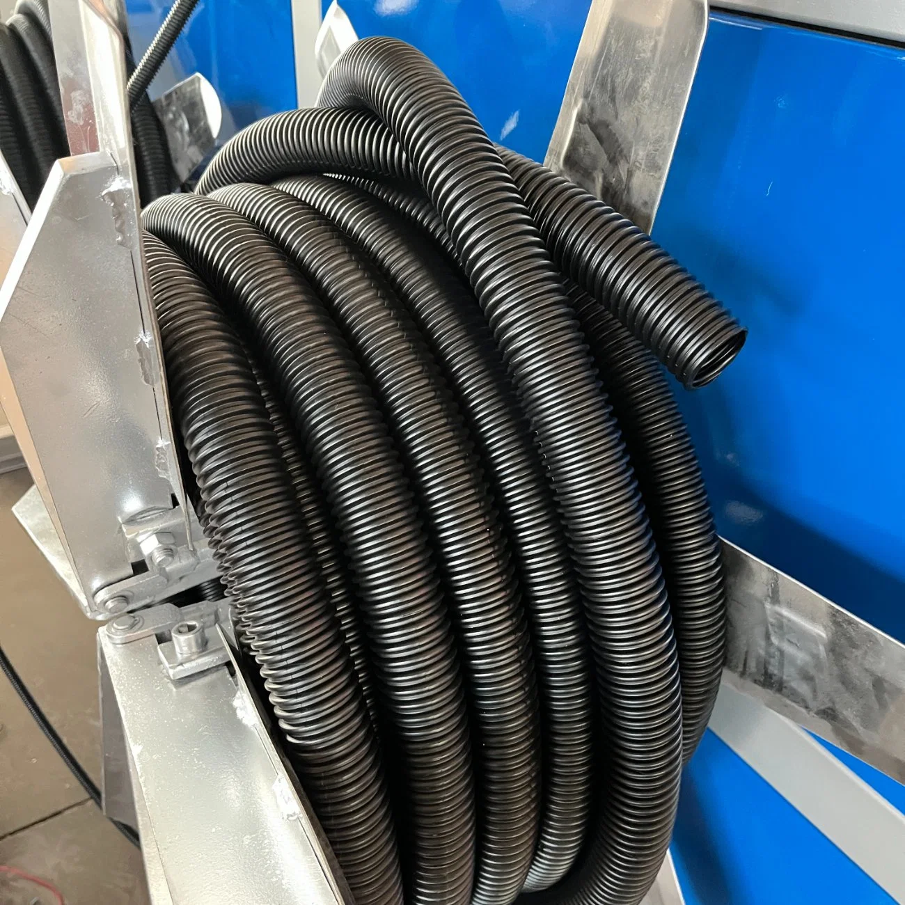 Plastic Flexible Vacuum Hose Making Machine Plastic Extruders