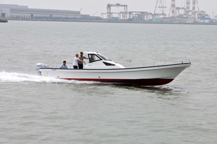 Chinese 10.5m 35FT Fiberglass Panga Motor Sport Boat for Sale