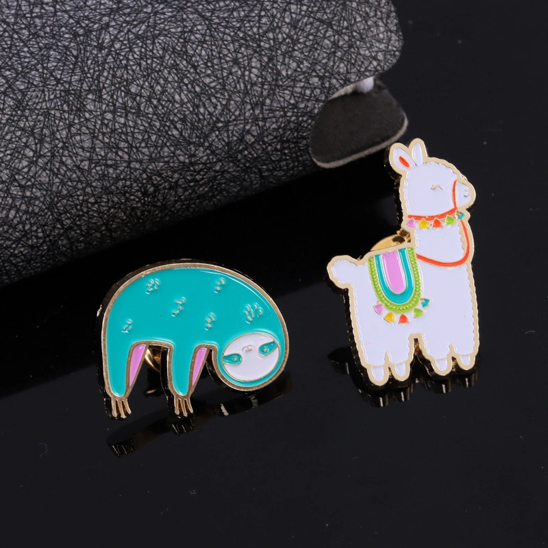 Wholesale Custom Logo New Personality Fun Accessories Gifts Alloy Metal Hard Soft Brooch Enamel Badge Lapel Pin