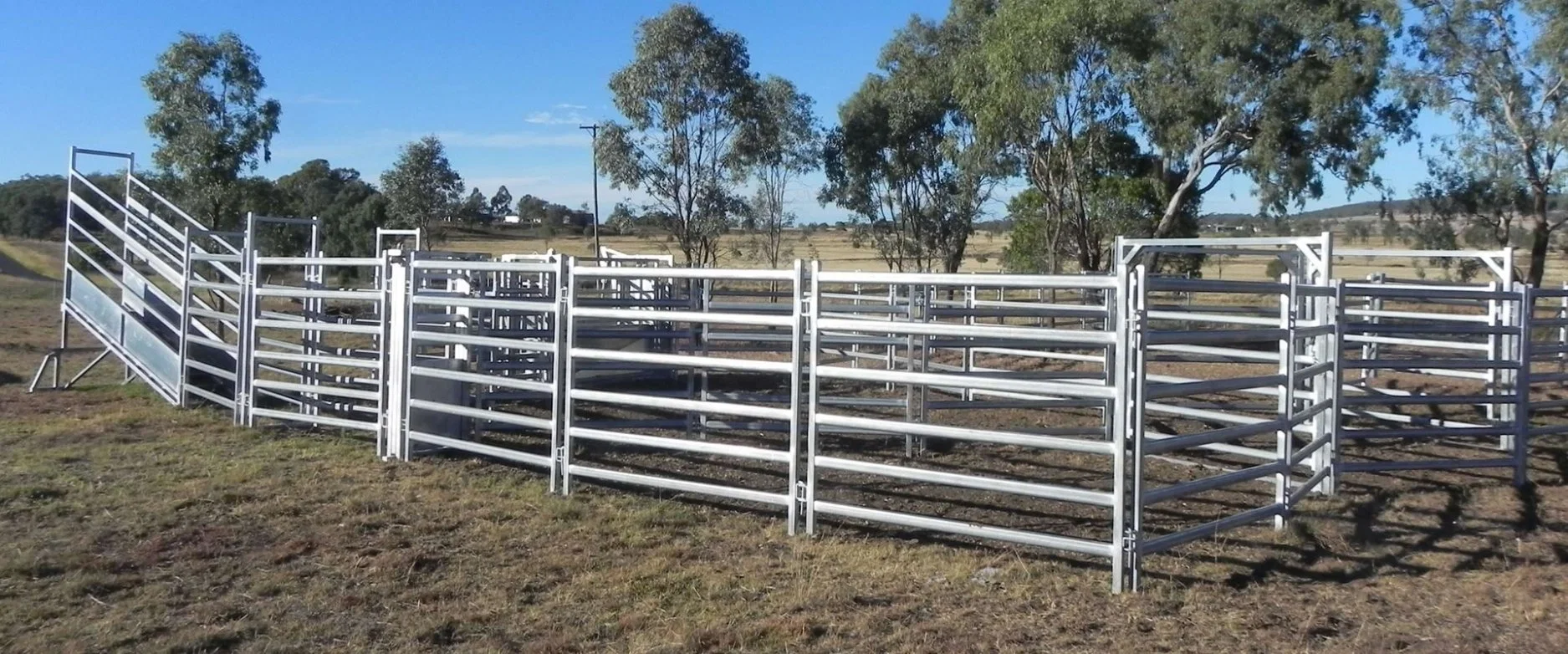 Farm Gate Ranch Gate Horse Raising Sheep Cattle Fence Farm Gate Livestock Breeding Fence