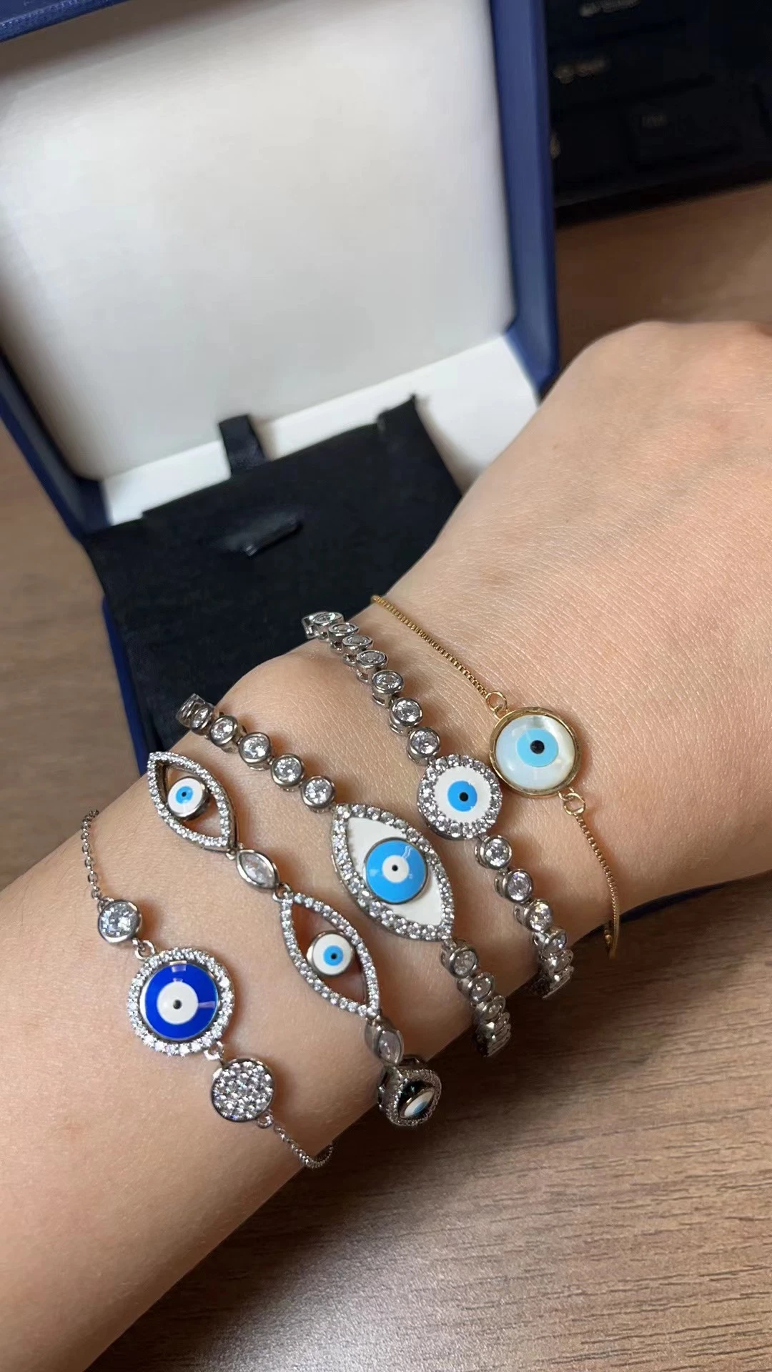 فضية الشر Eye Bracelet HAMSA اليدوية كرة المضرب Pulsera Bracelet فضة المجوهرات