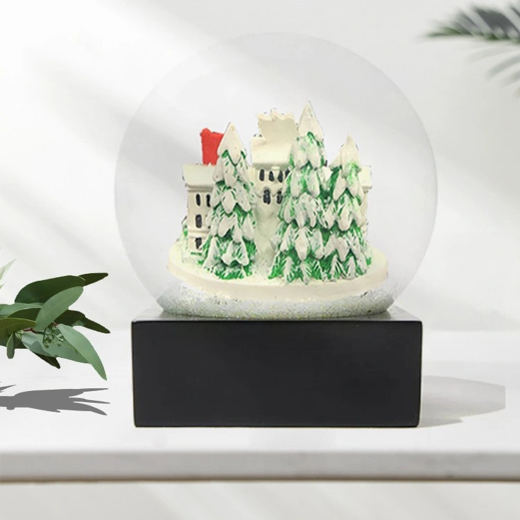 Wholesale/Supplier Custom Water Ball Ornaments Polyresin Glass Cute Resin Snow Globe