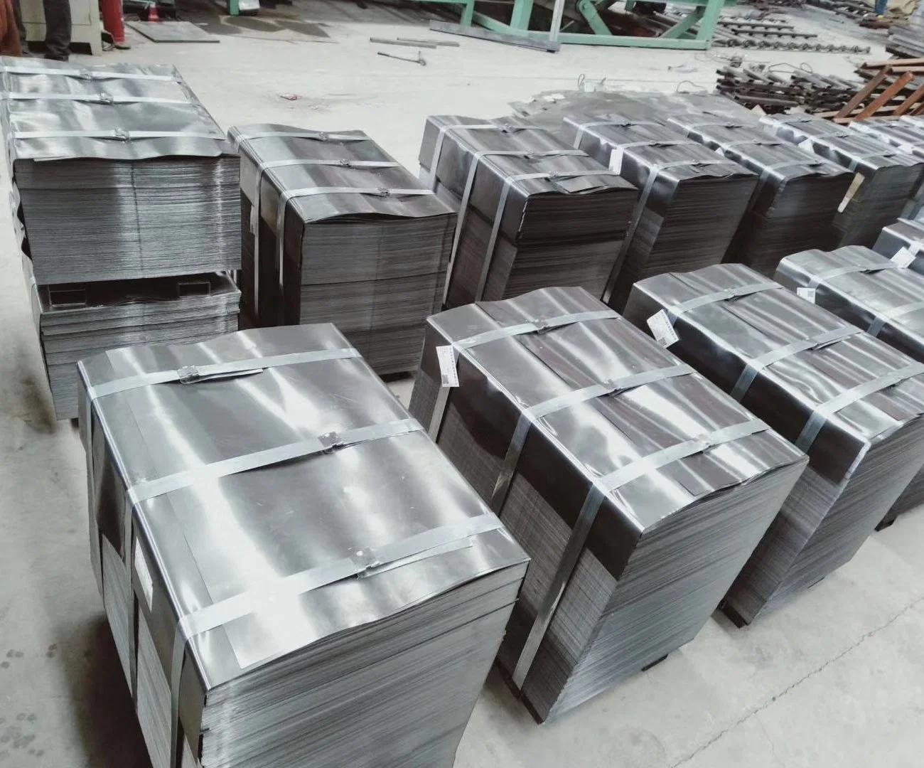 Free Spangle Hot Dipped Galvanized Steel Coils High Strength Grade Stock