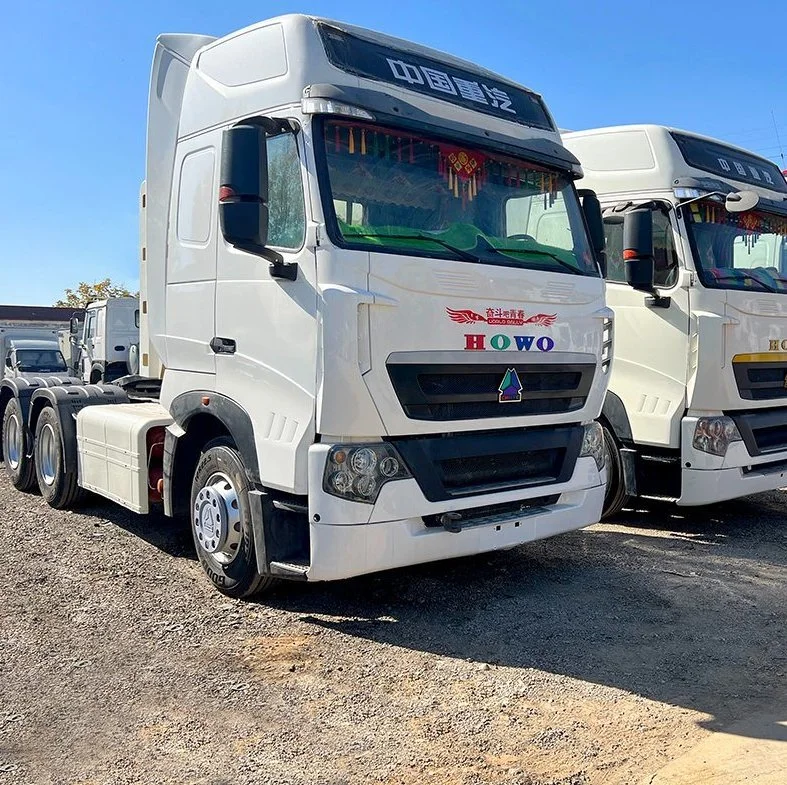 Camion tracteur d'occasion HOWO T7h CNG avec caméra de recul, ABS, sièges à suspension à vendre.