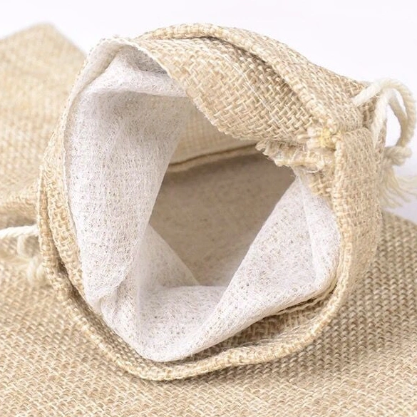 Stock Offer High quality/High cost performance  Jewelry Coffee Bean Small Size Pouch Jute Gift Bag