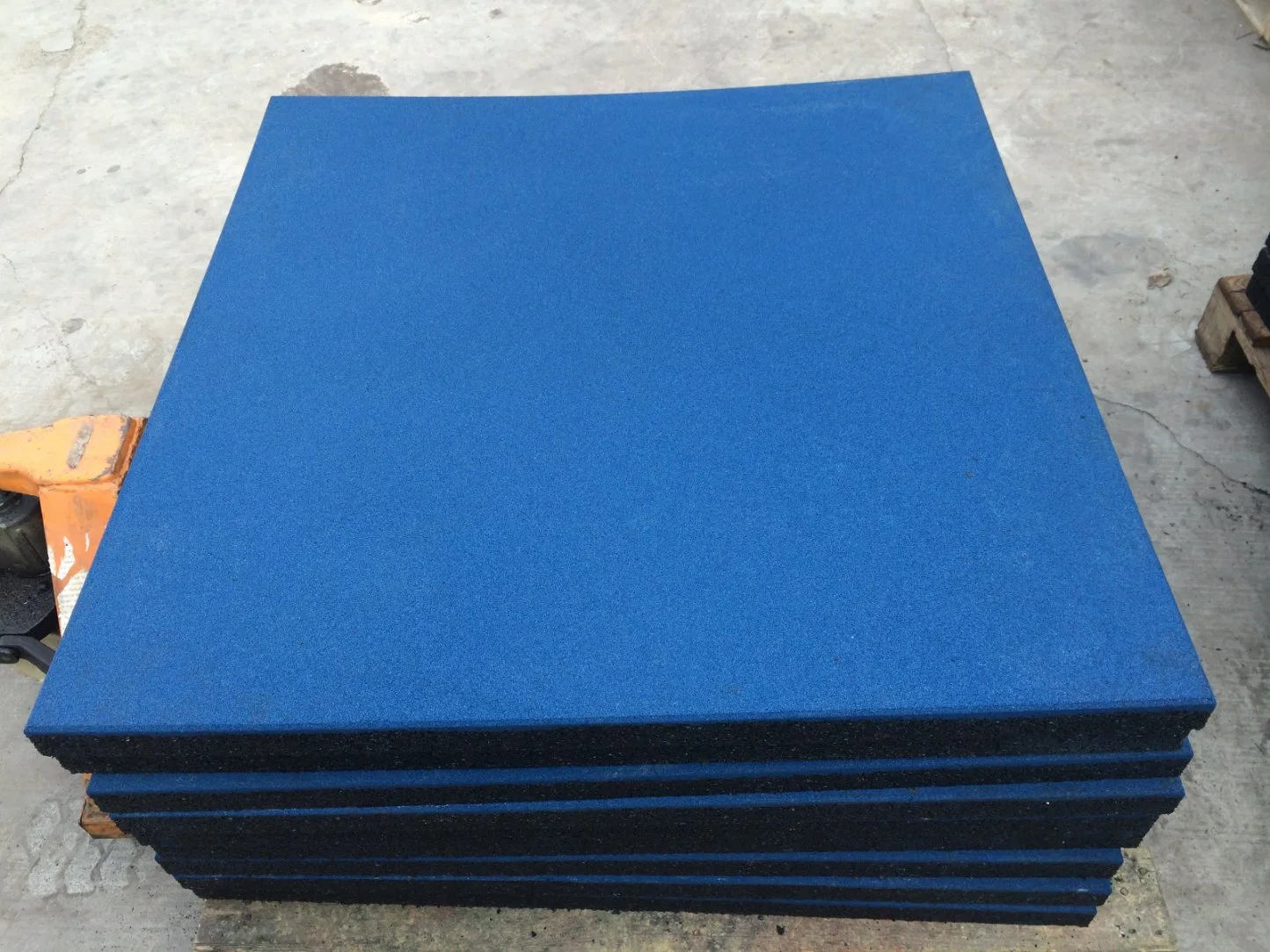 The Best Quality Commercial Standard European Standard Rubber Gym Tile