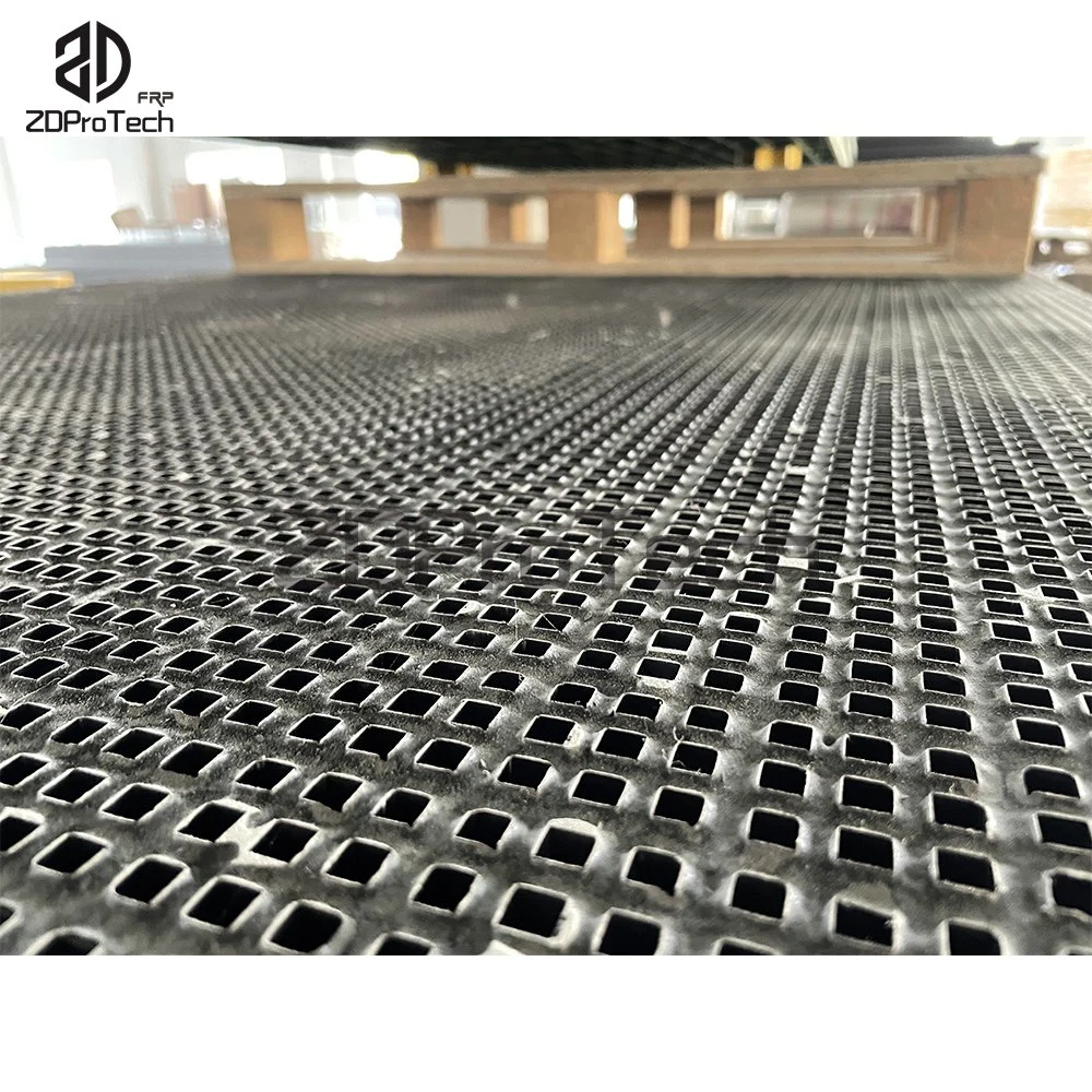 Steel Structure with FRP Gratings to Applicate at Outdoor Flooring or The Sea Scene