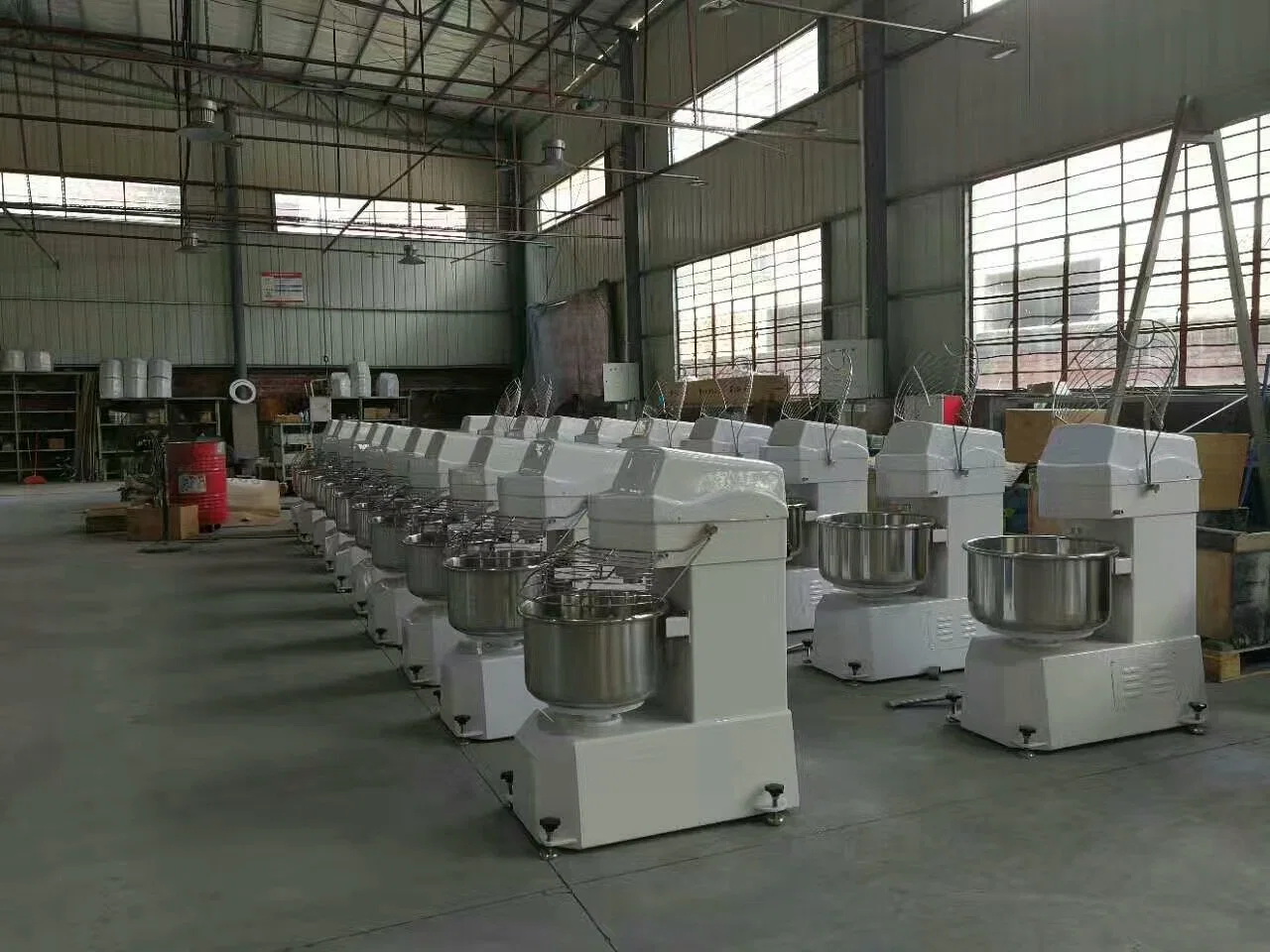 New Style Dough Mixer Factory Direct Sale Spiral Mixer Bakery Equipment