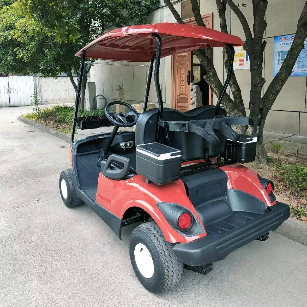 Carrito eléctrico de golf Patrol de 4 plazas con Siren