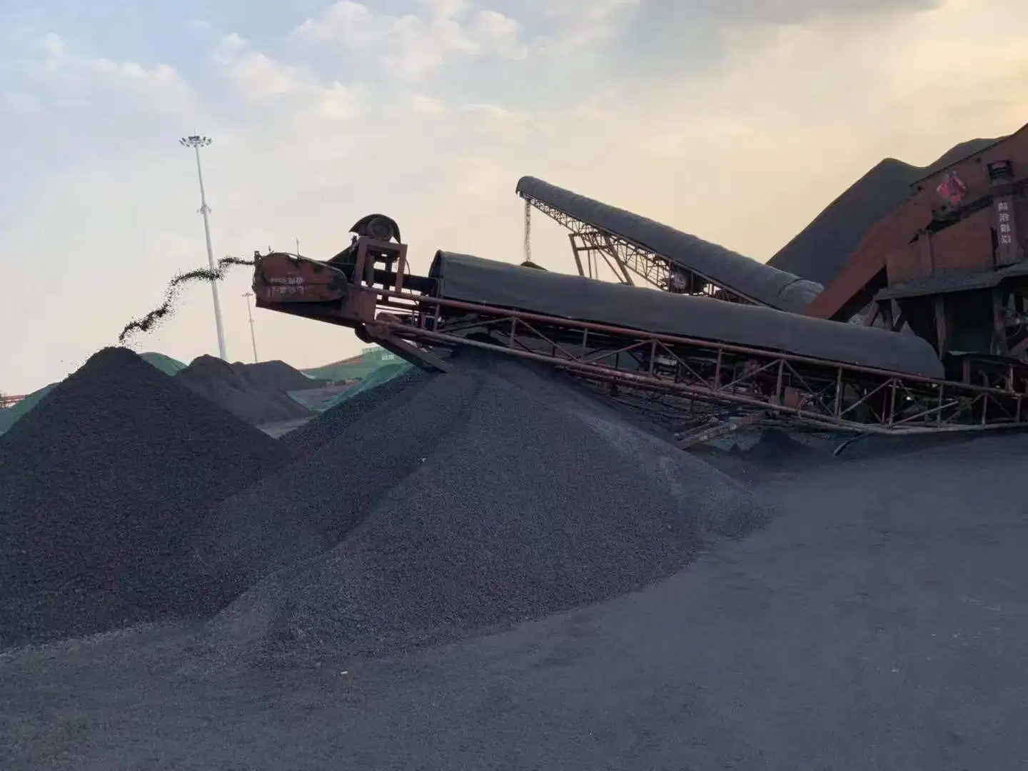 Sell Hot Sale Product Best Price High quality/High cost performance  Petroleum Coke Petroleum Coke