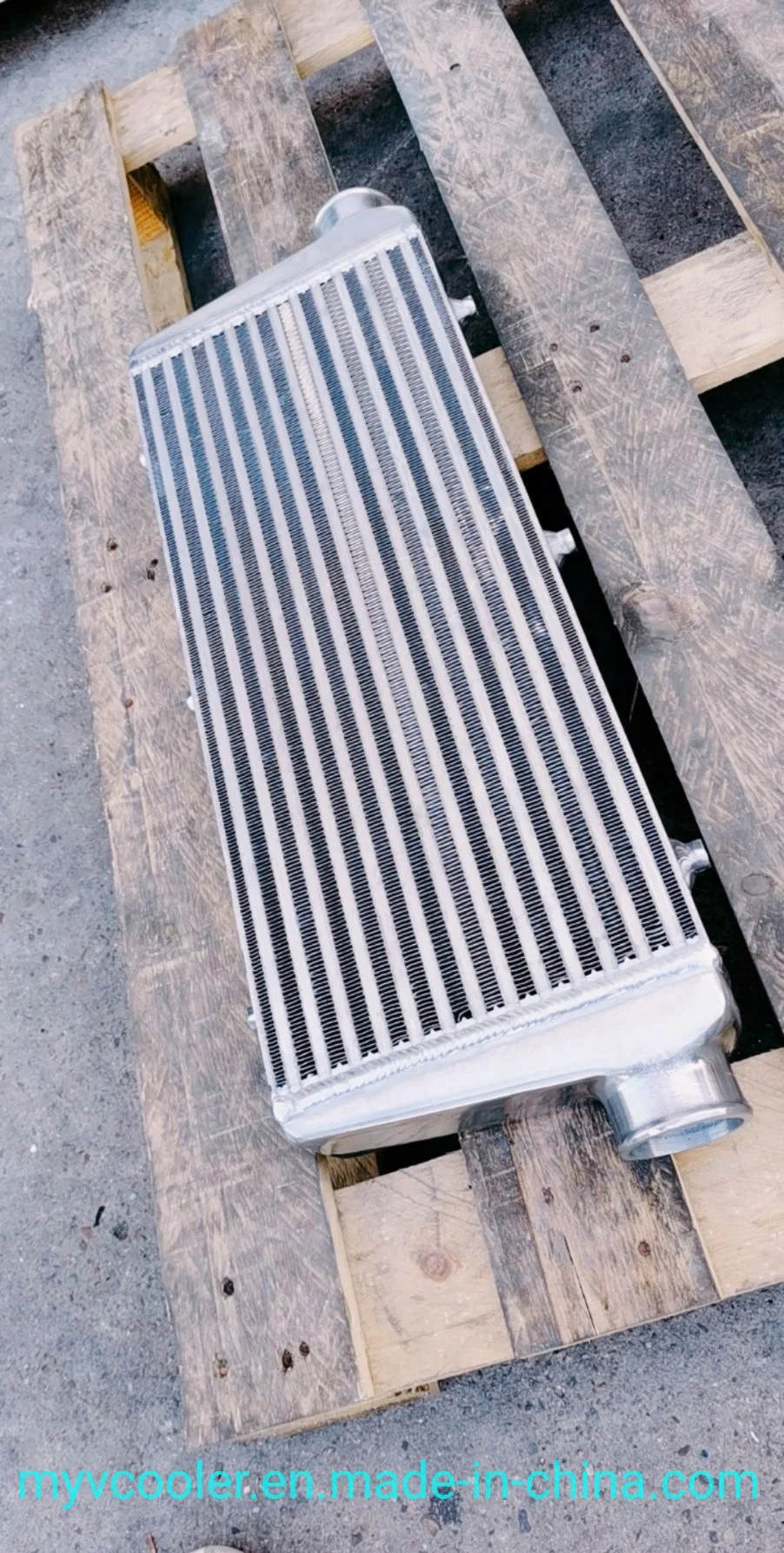 High quality/High cost performance Polished Aluminium Universal Intercooler for Engine Cooling System