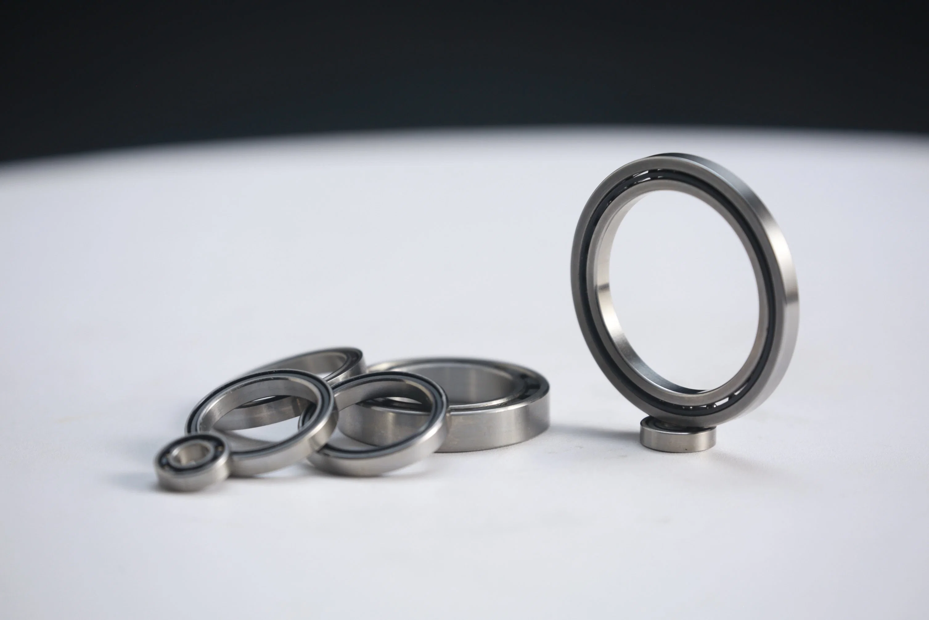 Zys Four-Point Contact Ball Bearing Qj 307 with a 35mm Bore Diameter