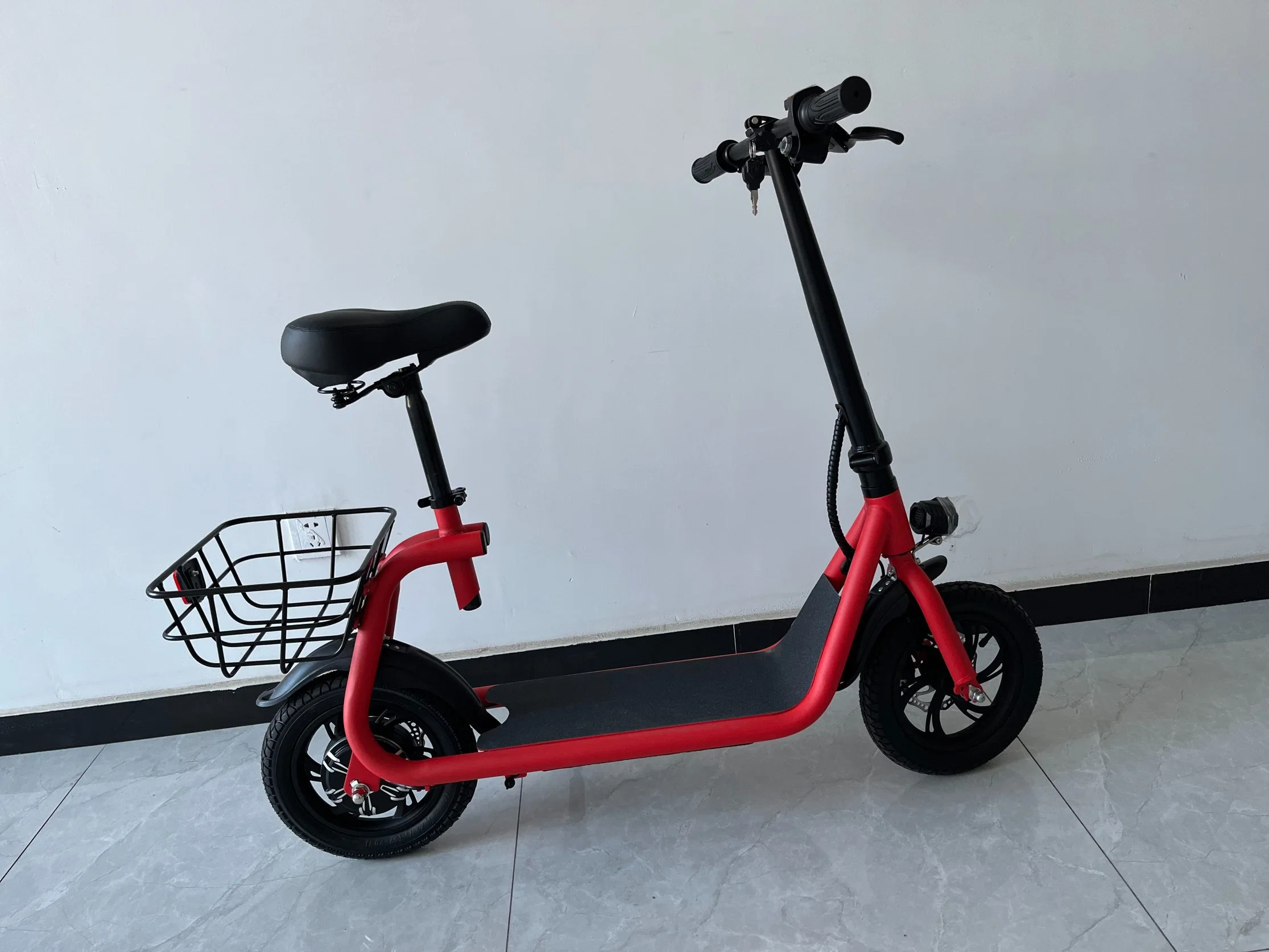 Lightweight Mini 36V 6ah Lithium Battery Foldable Electric Moped Three Speed Modes 350W Electric Bicycle Electric Mobility Folding Scooter