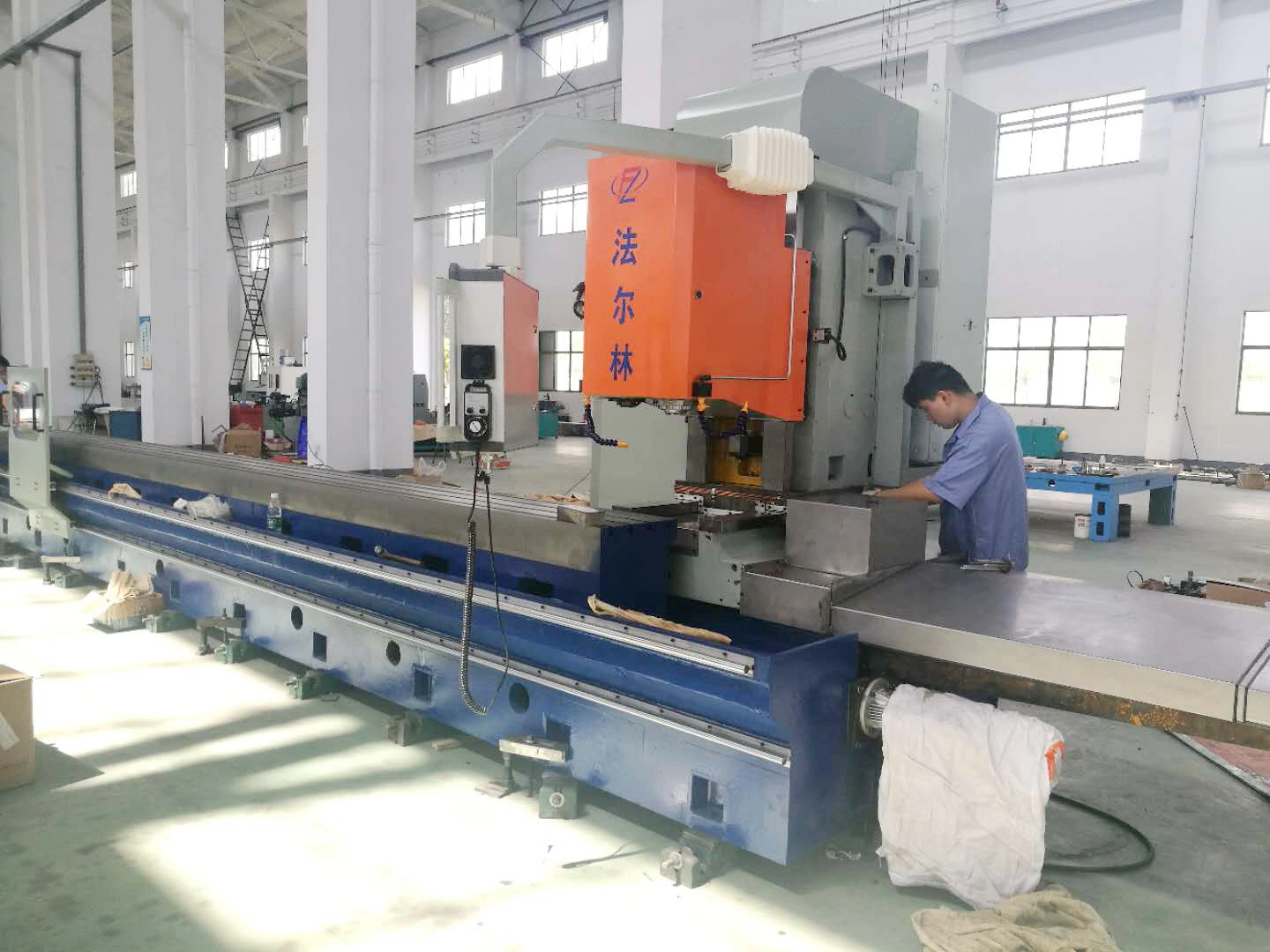 High Reputation Single Axis Vertical Column Mobile CNC Milling Machine for Textile Machinery