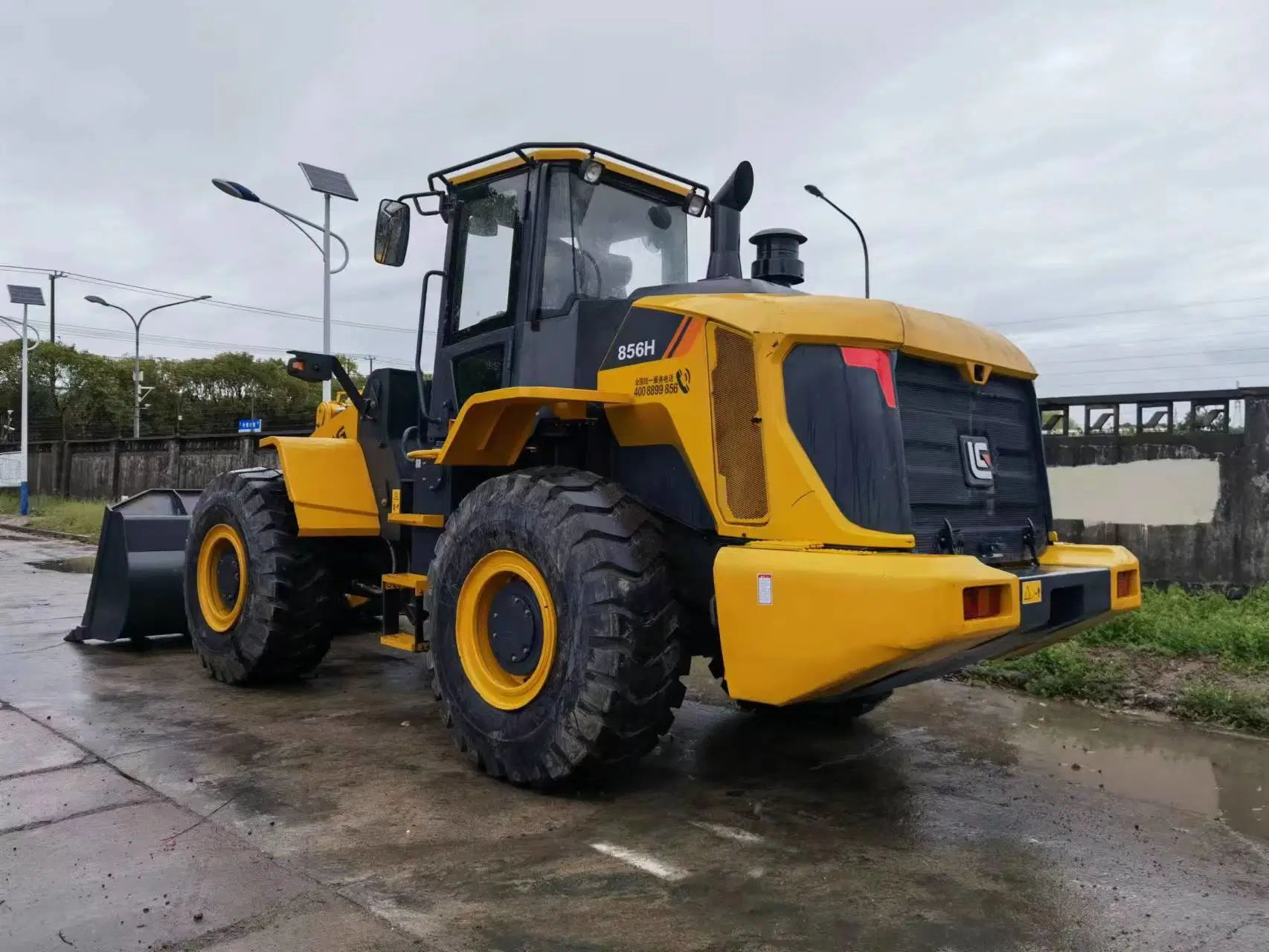 Liugong Original Factory 856h Wheel Loader 5-Ton Front End Loader for Sale 90% New