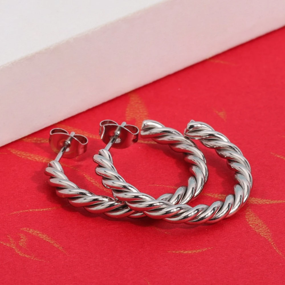 Custom New Fashion Charms Edelstahl Kreis Ohrstecker Reifen C-Form Twist Open Loop große Ohrring Schmuck für Frauen