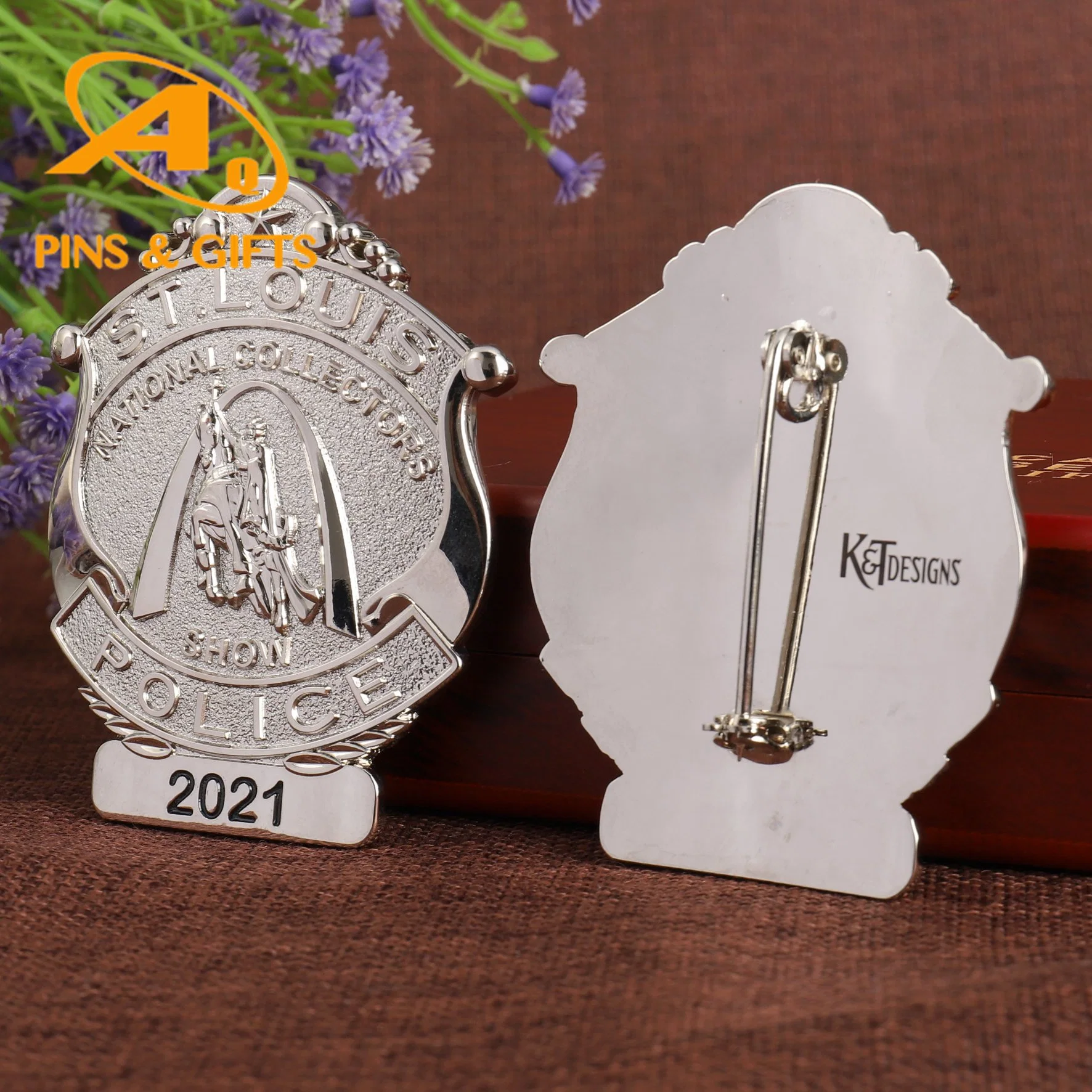 Supply Design Custom Fine Fashion Wing Shaped Badge Lapel Pin Brooch