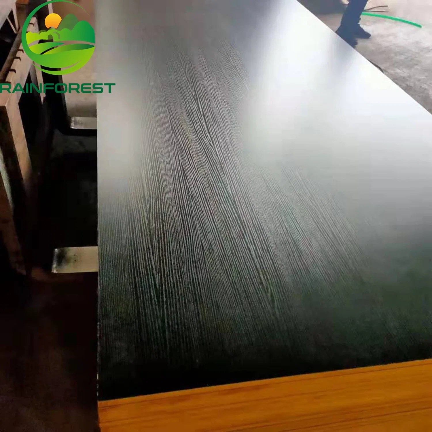 Cheap Wholesale/Supplier Melamine Laminated Decorative Plywood Board for Furniture and Decoration