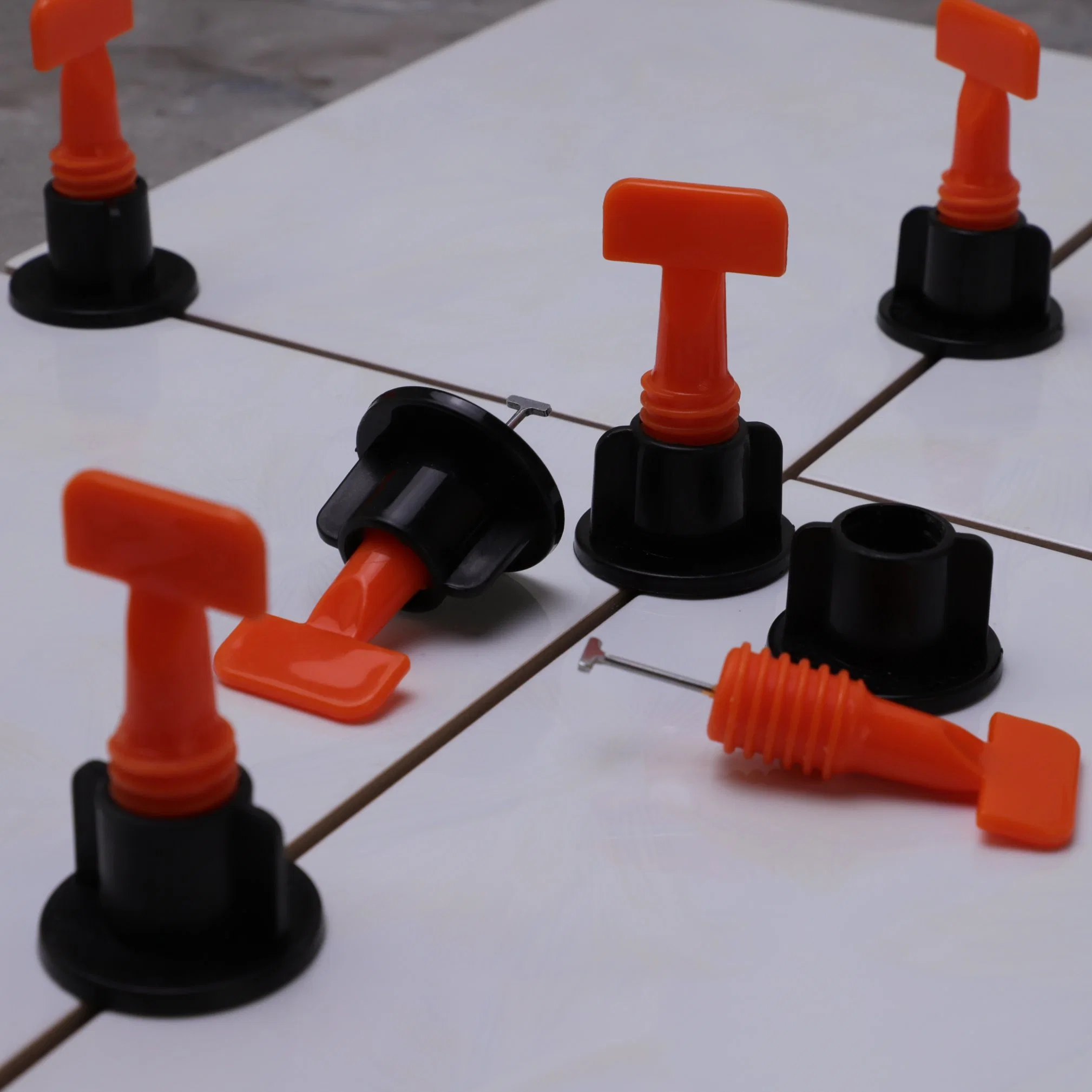 Hot Sale 50PCS Useful Reusable Tile Leveling Positioning System Leveler T-Lock Floor Tool