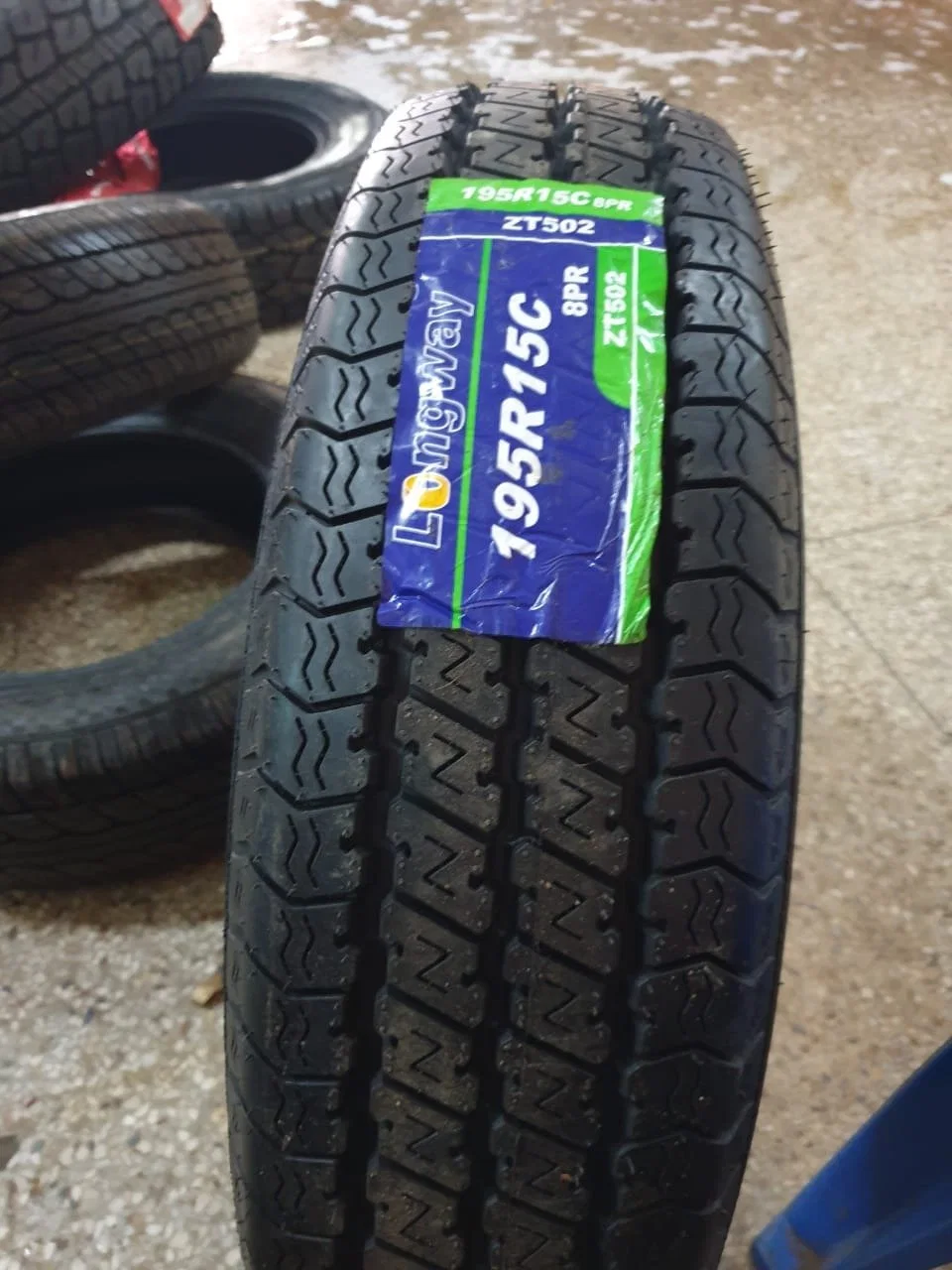 Hot Sale Engineering Tire Tubeless Tire Without Inner Tube Pattern Code Tyres for Car