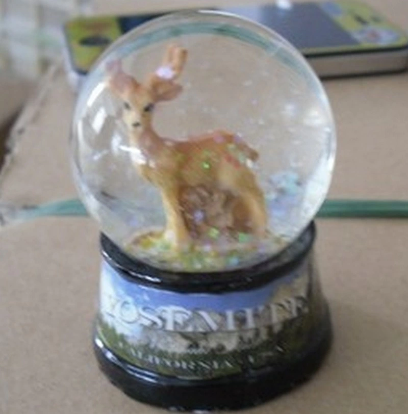 Polyresin Snow Globe Water Globe with Photo Insert Base with Printed Sticker