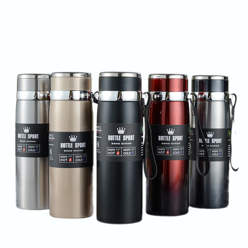 La configuration usine vide en acier inoxydable 316 Mug Creative Fashion Sports Cup ballon hommes de grande capacité et des femmes Thermos portable