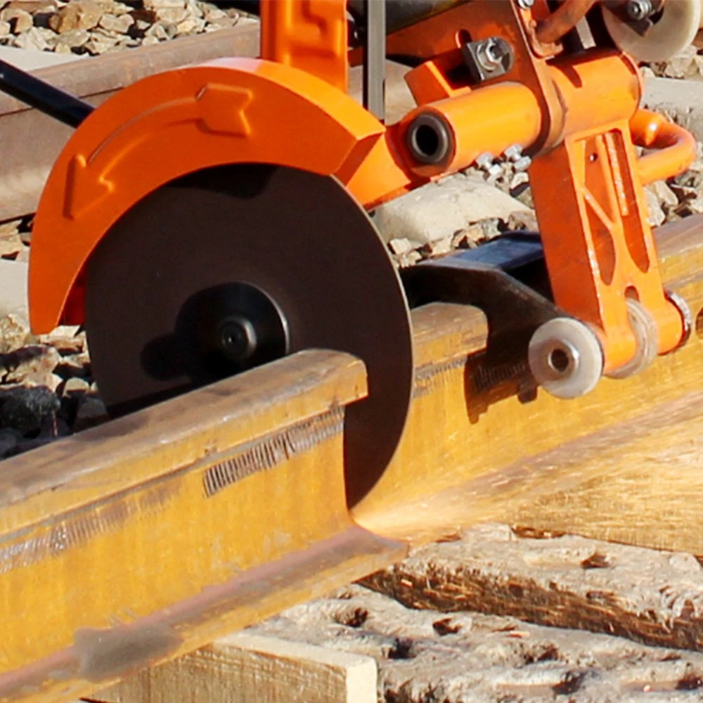 Manutenção ferroviária Portátil Portátil eléctrico cortador de calhas abrasivo de combustão interna Serra de banda inox para caminhos-de-ferro Máquina de Corte em aço