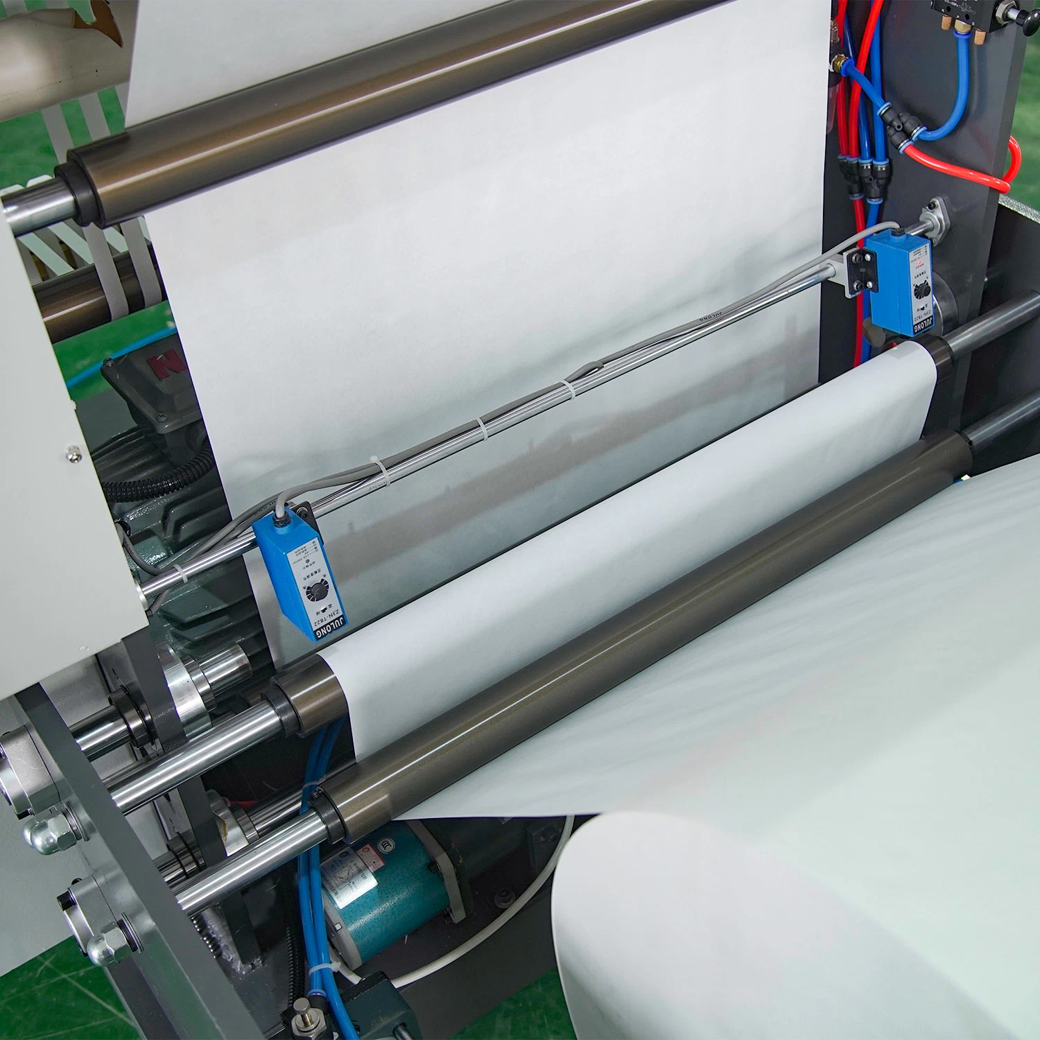 Effective Fast Speed Full Automatic Adhesive Label Thermal Paper Slitting Rewinding Machine