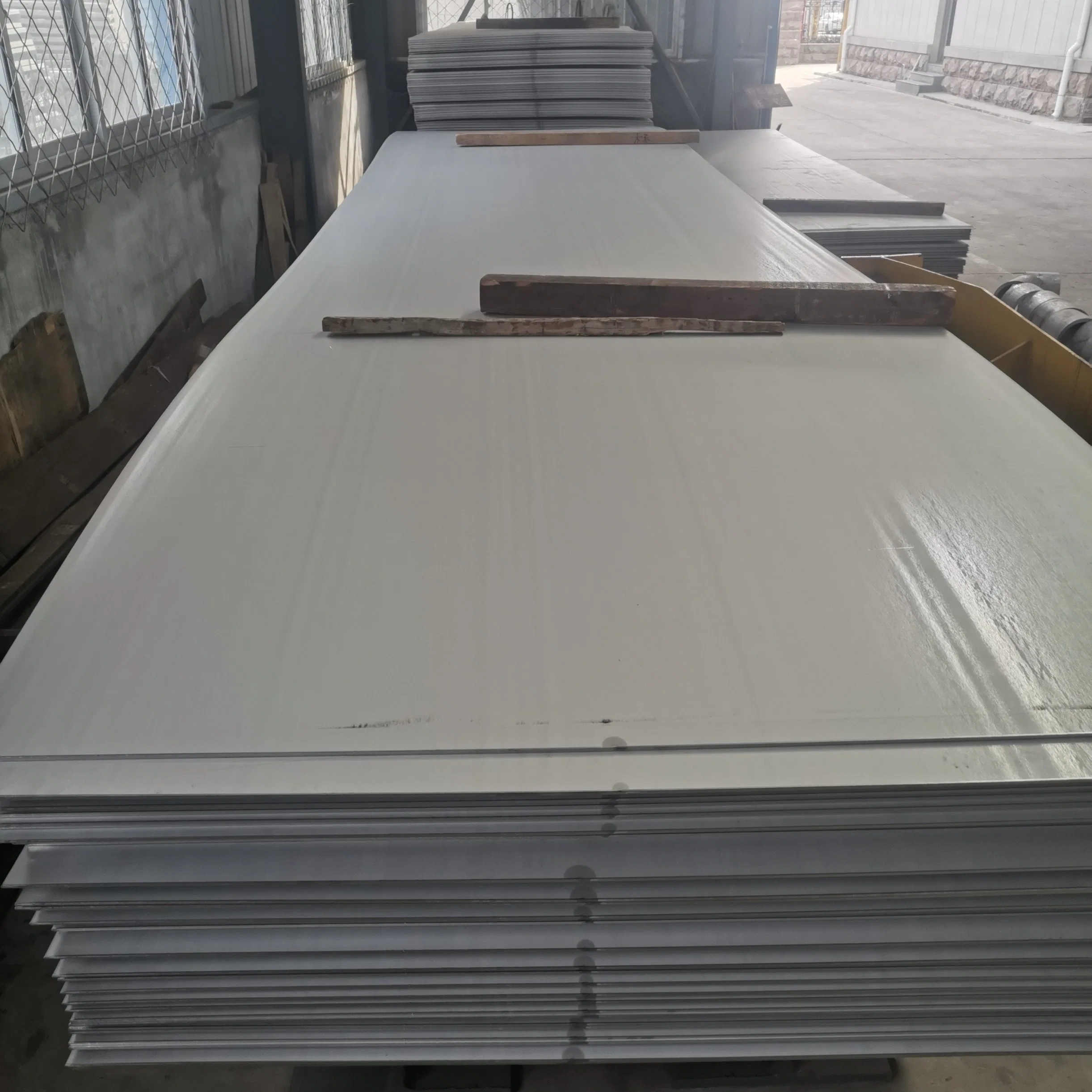 Hastelloy/Aluminum/Galvanized/Carbon Stainless Steel Sheet/Plate Hot/Cold Rolled 304 316L 301 201 430 439 409L 201 2250 No. 1/2b/Ba/8K/No. 4/Hl