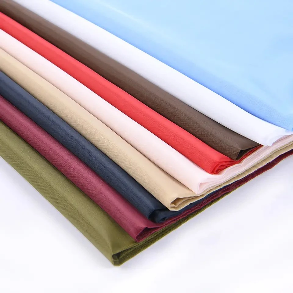 Polyester Handtasche Futter Material Taft Stoff PA / PU / PVC-Beschichtung Garn gefärbte Farbe zum Zubringen