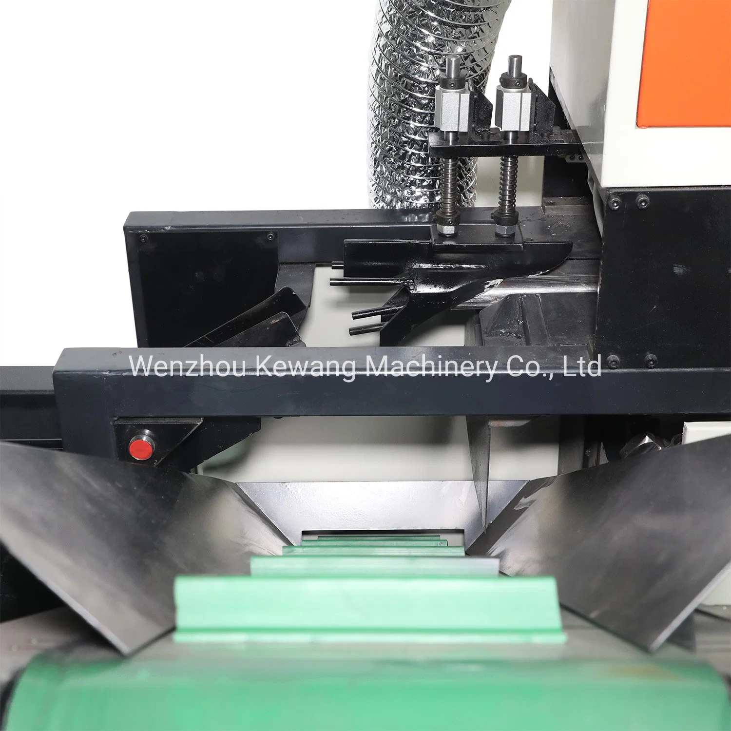 Automatic Bobbins/Pipes/ Waste Yarn/Tapes Cutting Device Cleaning Machine