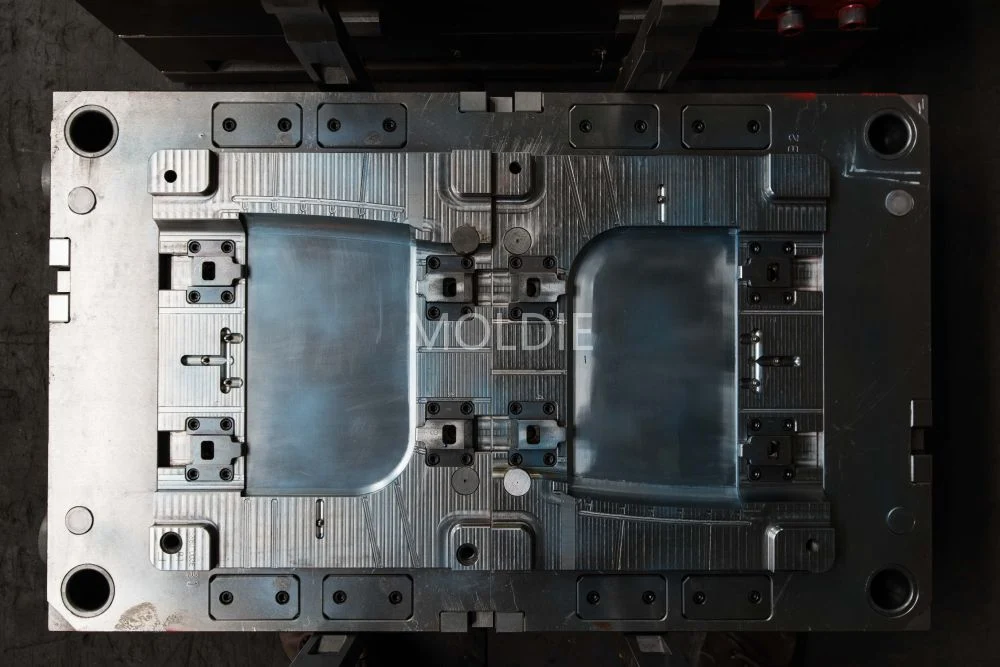 Customized/Designing Aluminum Die Casting Moulds for Auto Parts