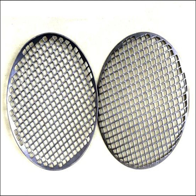 Cast Iron Metal Grate Grill