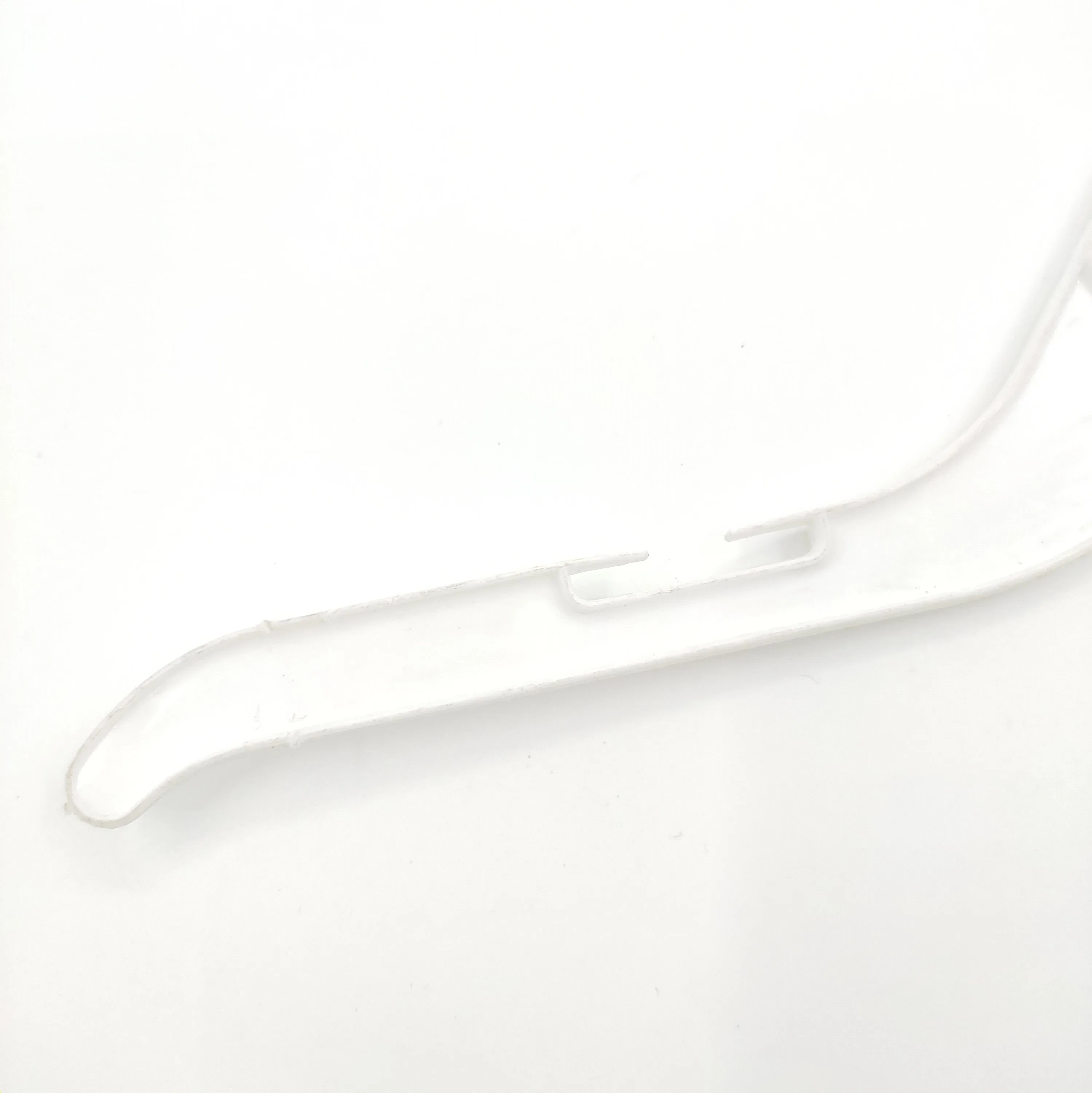 Light Plastic Simple Cheap Hanger for Thin Clothes