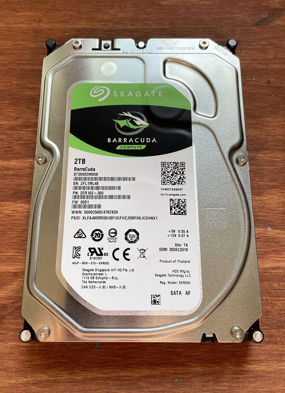 Seagate Barracuda disque dur haed 2 to 7200 tr/min 256 Mo de cache SATA Disque dur de 6,0 Go (ST2000DM008) SSD/HDD