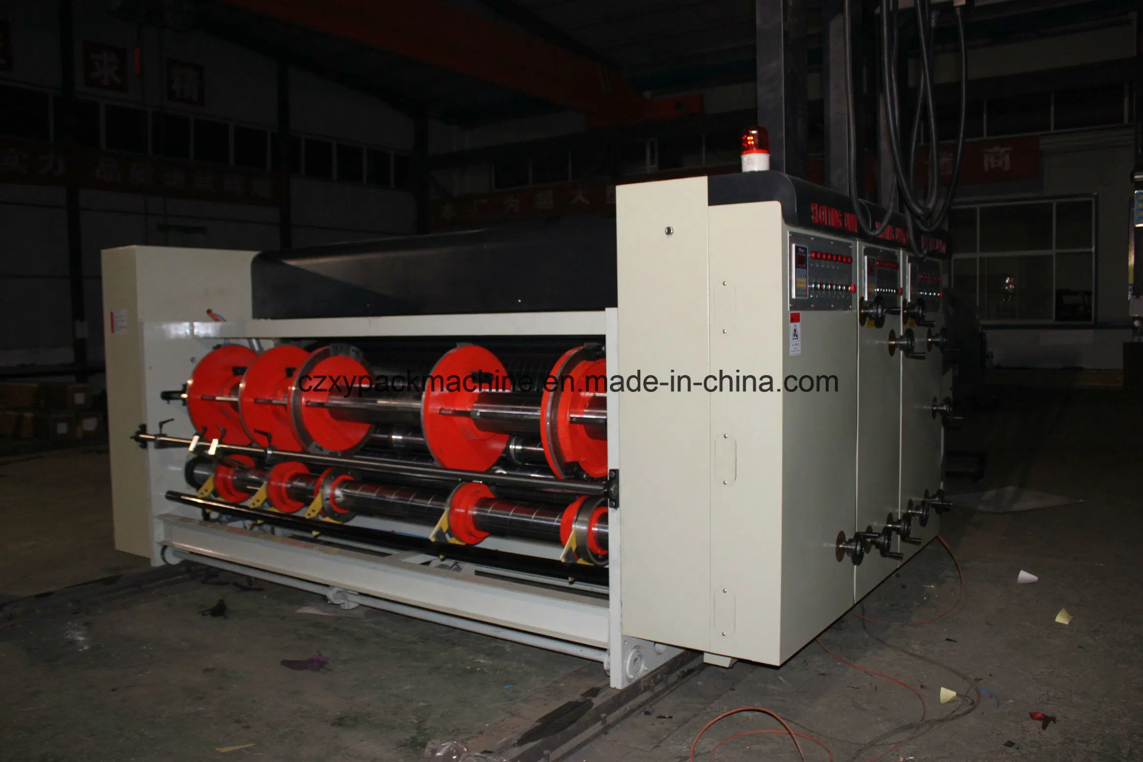 Chain Feeding 2 Color Flexo Printer Slotter and Die Cutter Machine