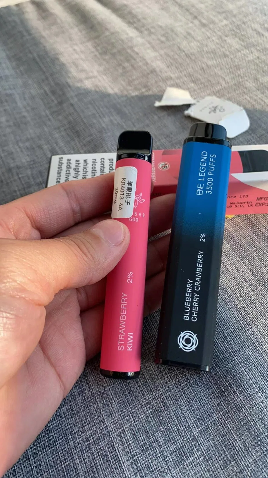 China Lafl Original de Fábrica 700 Puff Bar Rei de aroma e Cig Cigarro perdeu a Elf Maria descartáveis Caixa Vape recarregável por grosso